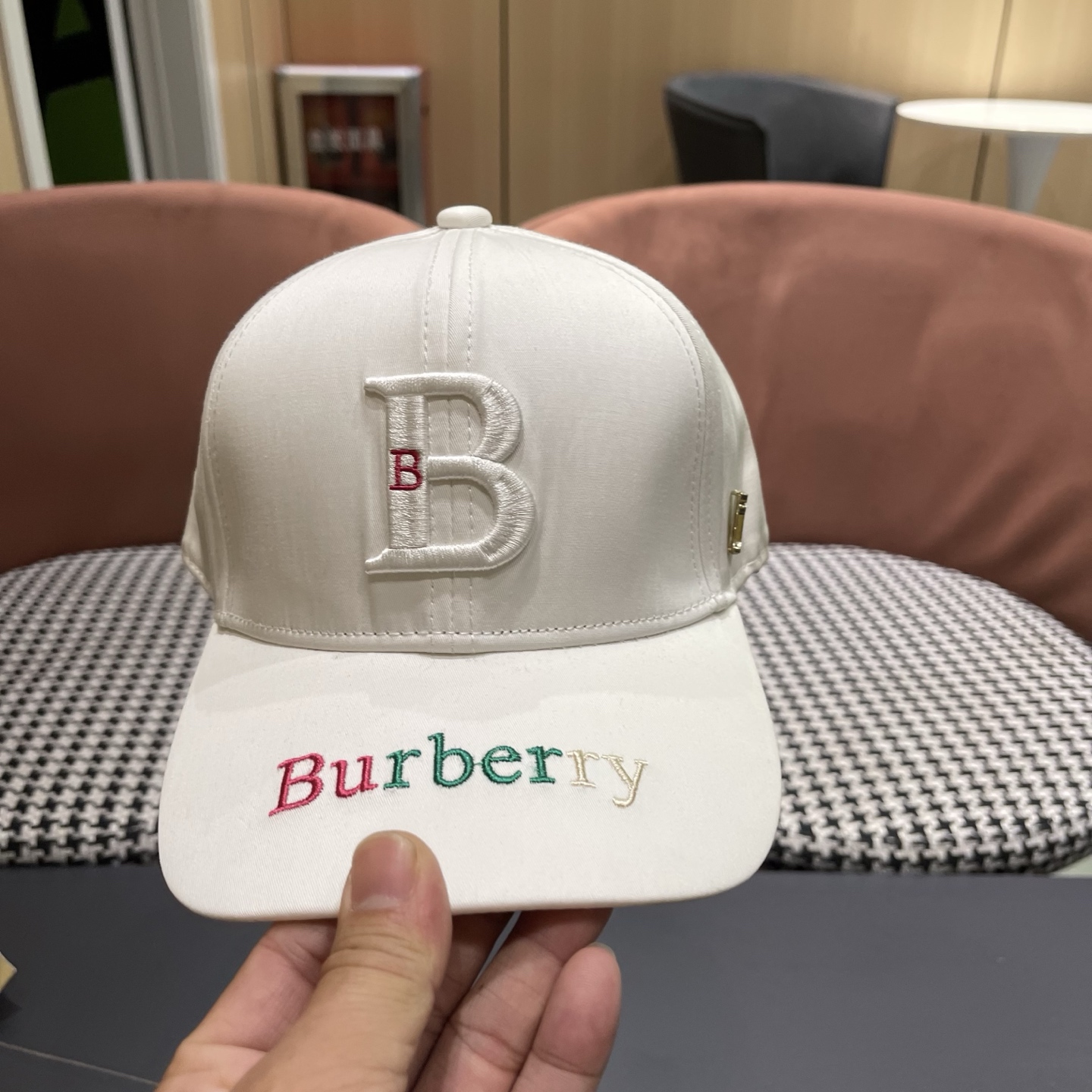 BURBERRY巴宝莉 经典网官新款经典棒球帽，渔夫帽大牌高级十感足！简约尚时风，男女同款！高质品，尊享