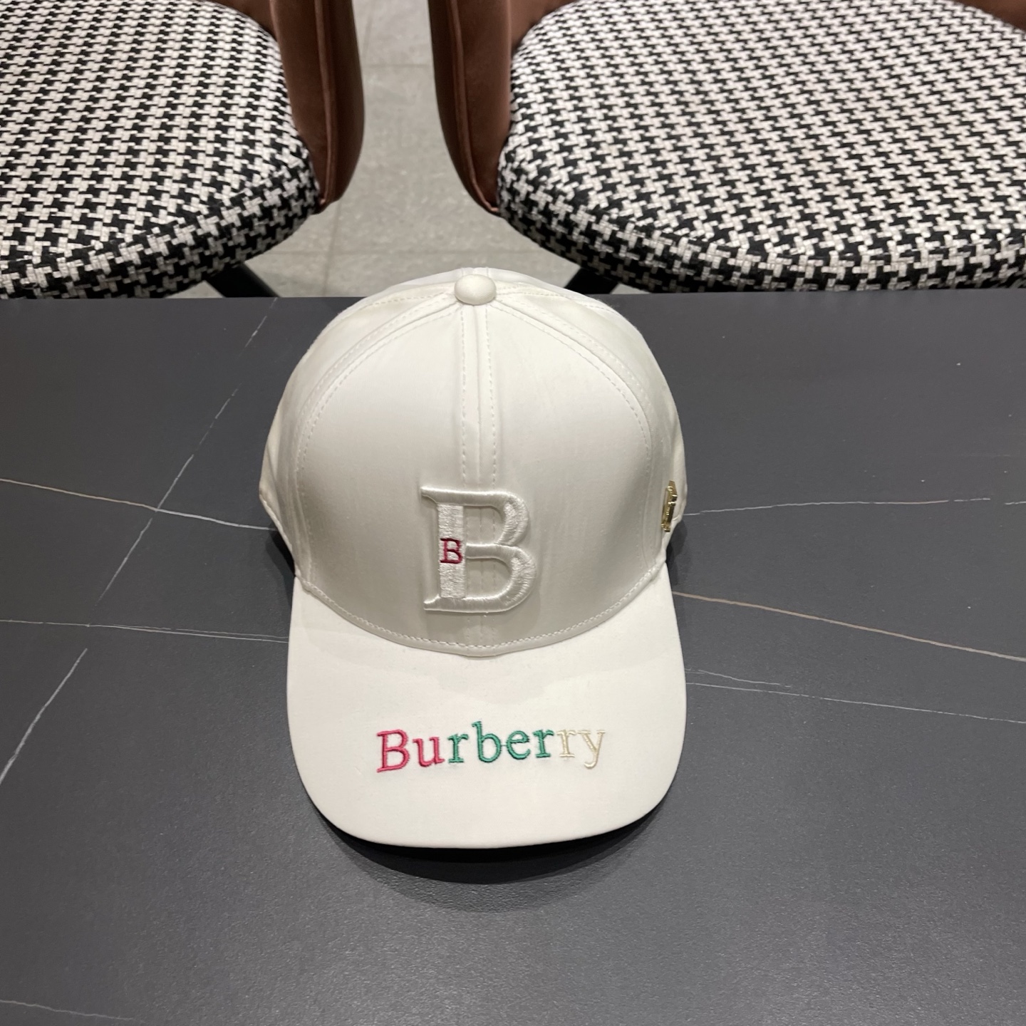 BURBERRY巴宝莉 经典网官新款经典棒球帽，渔夫帽大牌高级十感足！简约尚时风，男女同款！高质品，尊享