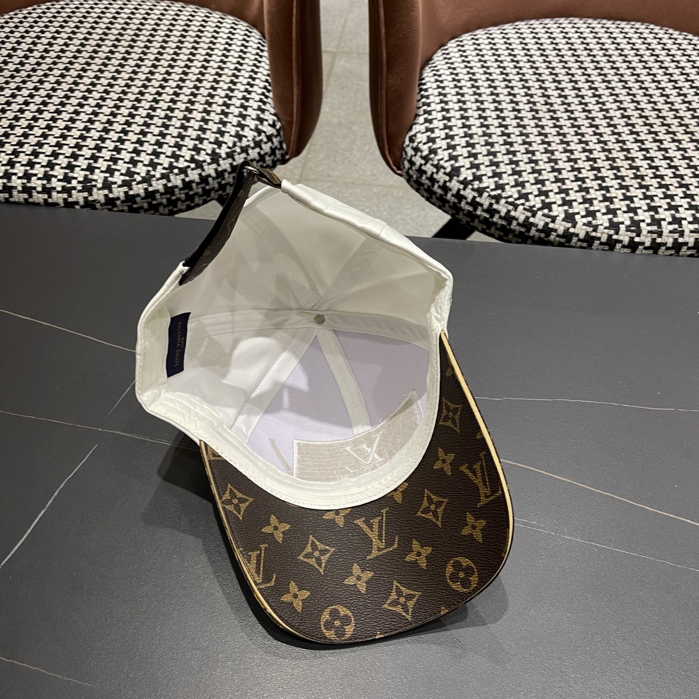 新款出货LV(路易威登)新款原单棒球帽专柜1:1开模订制质量超赞，基础头围56，