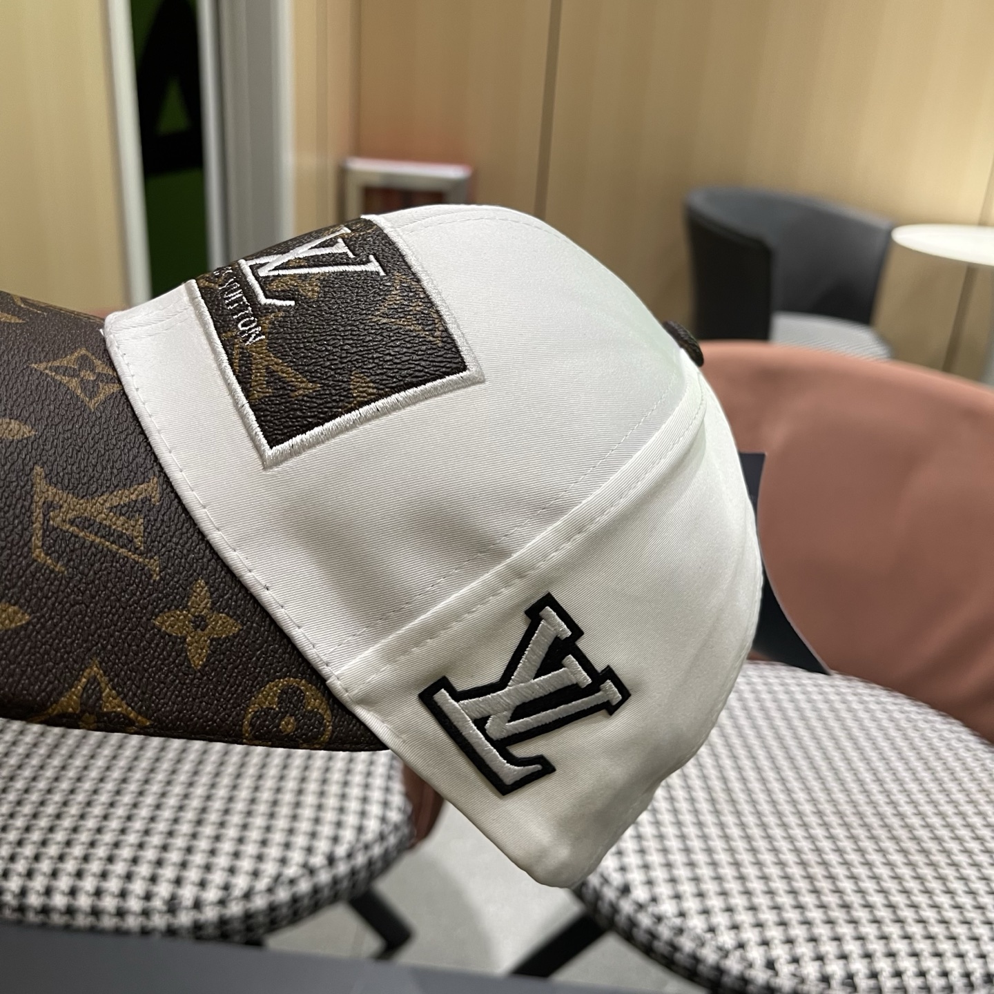 新款出货LV(路易威登)新款原单棒球帽专柜1:1开模订制质量超赞，基础头围56，