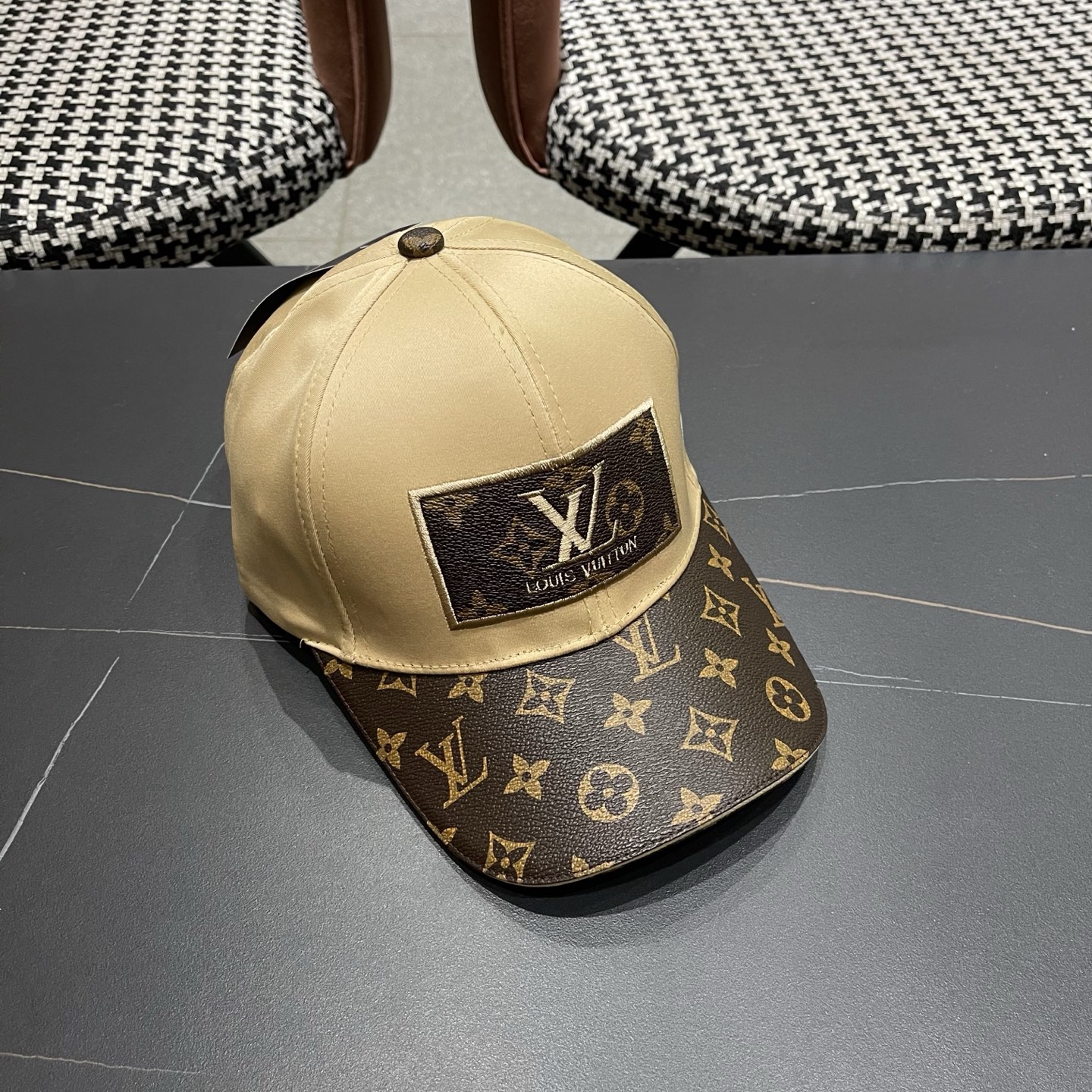 新款出货LV(路易威登)新款原单棒球帽专柜1:1开模订制质量超赞，基础头围56，