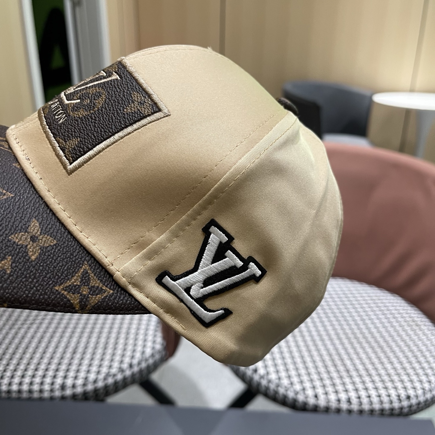 新款出货LV(路易威登)新款原单棒球帽专柜1:1开模订制质量超赞，基础头围56，