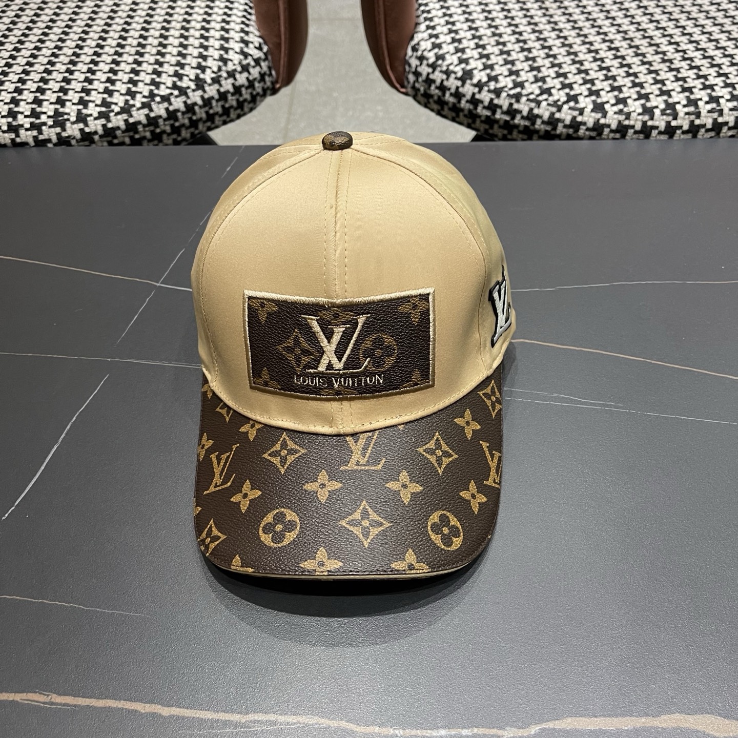 新款出货LV(路易威登)新款原单棒球帽专柜1:1开模订制质量超赞，基础头围56，