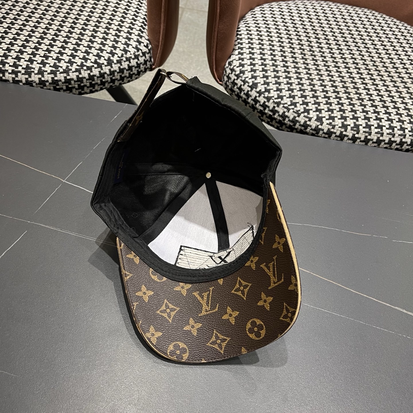 新款出货LV(路易威登)新款原单棒球帽专柜1:1开模订制质量超赞，基础头围56，