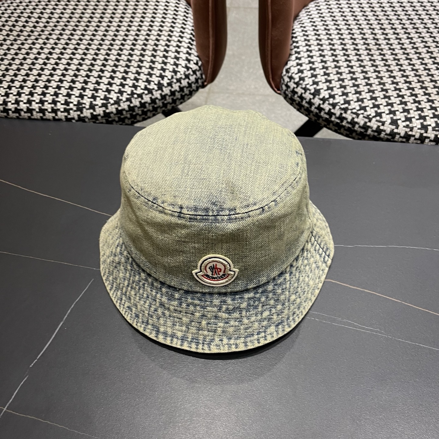 Moncler蒙口 2026复古水洗牛仔渔夫帽女春夏百搭显脸小户外遮阳帽小熊可爱水桶盆帽