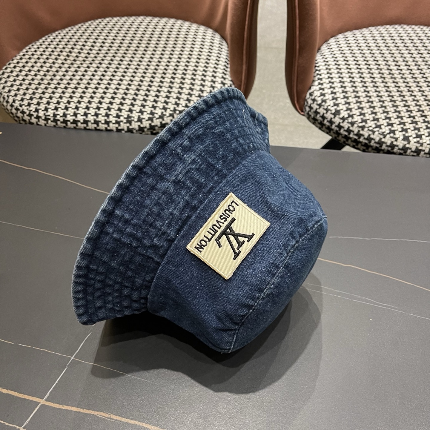 LV路易威登 新款牛仔渔夫帽大牌高级十感足！简约尚时风，高质品，尊享品质感！