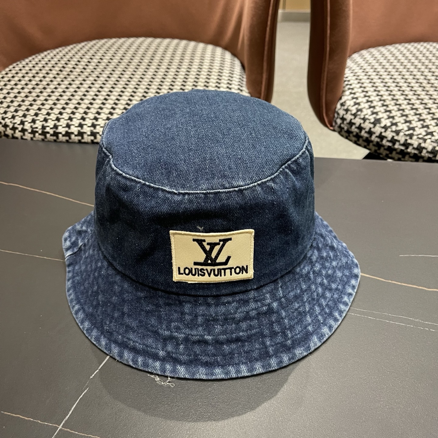 LV路易威登 新款牛仔渔夫帽大牌高级十感足！简约尚时风，高质品，尊享品质感！