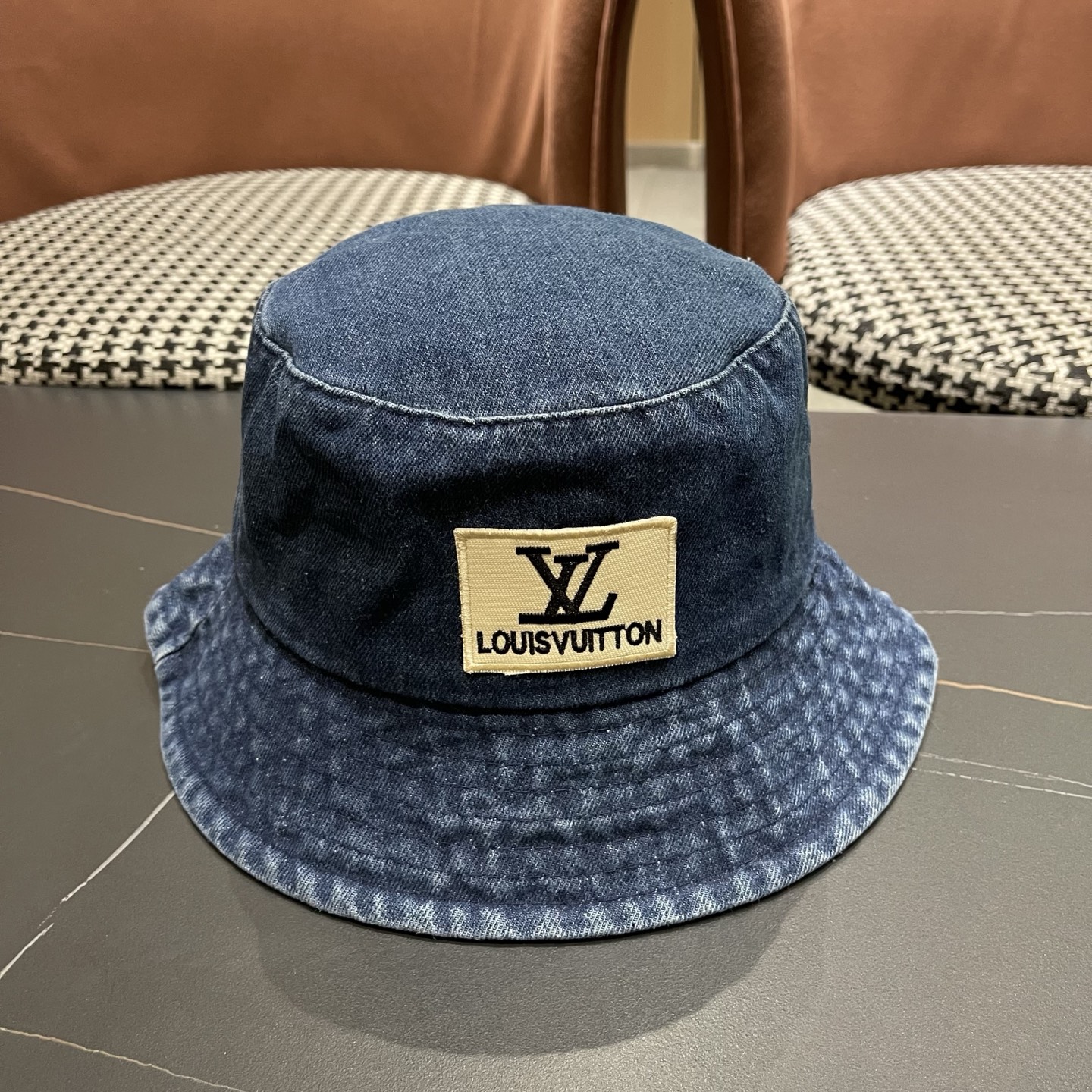 LV路易威登 新款牛仔渔夫帽大牌高级十感足！简约尚时风，高质品，尊享品质感！