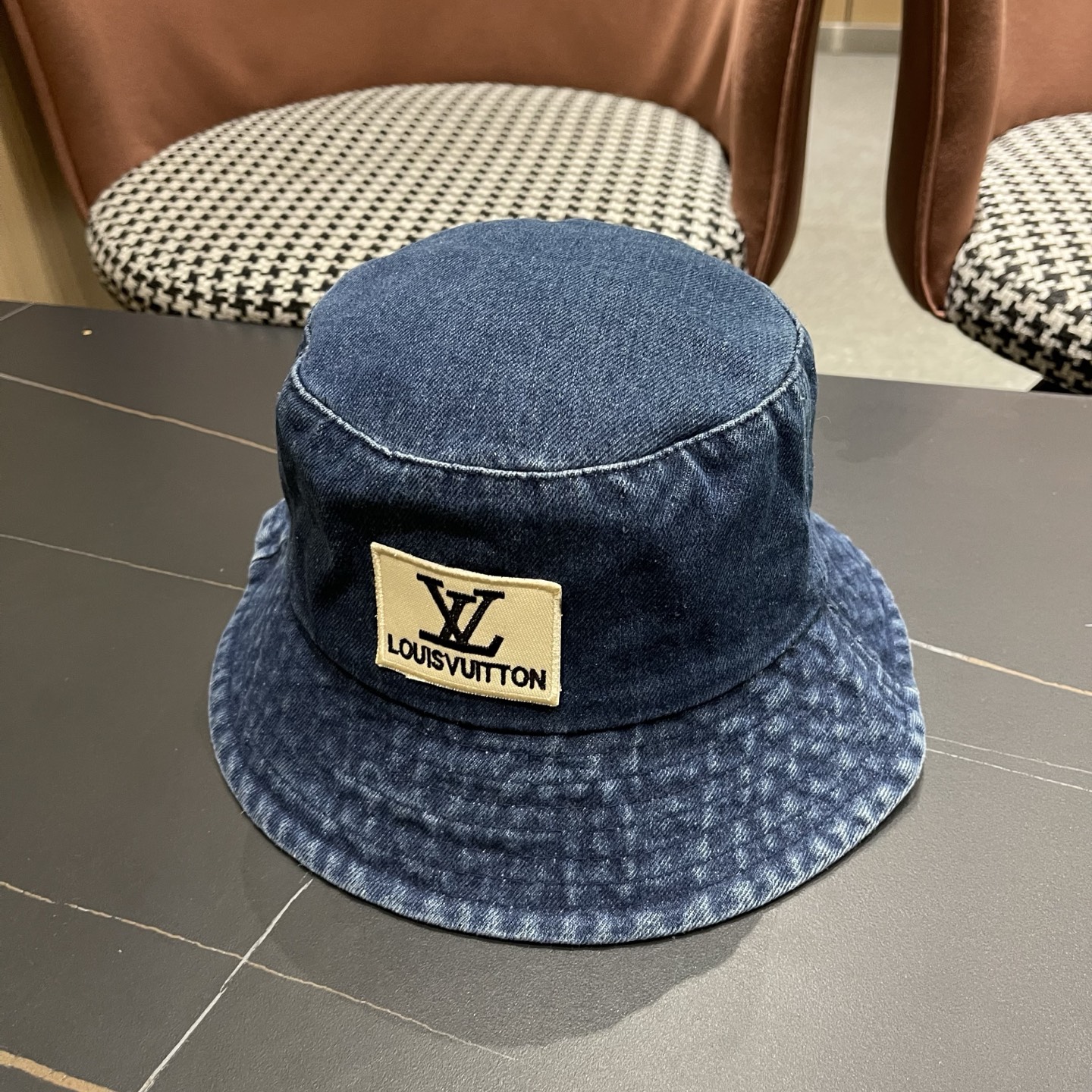 LV路易威登 新款牛仔渔夫帽大牌高级十感足！简约尚时风，高质品，尊享品质感！