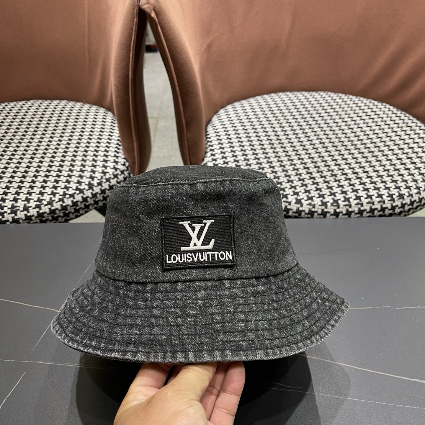 LV路易威登 新款牛仔渔夫帽大牌高级十感足！简约尚时风，高质品，尊享品质感！
