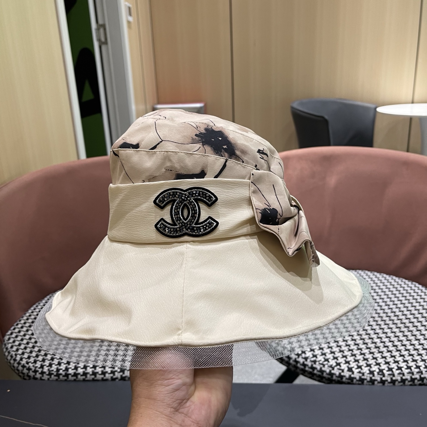 CHANEL香奈儿 新款春夏季遮阳空顶帽子女防紫外线防晒帽洋气时尚大檐太阳帽