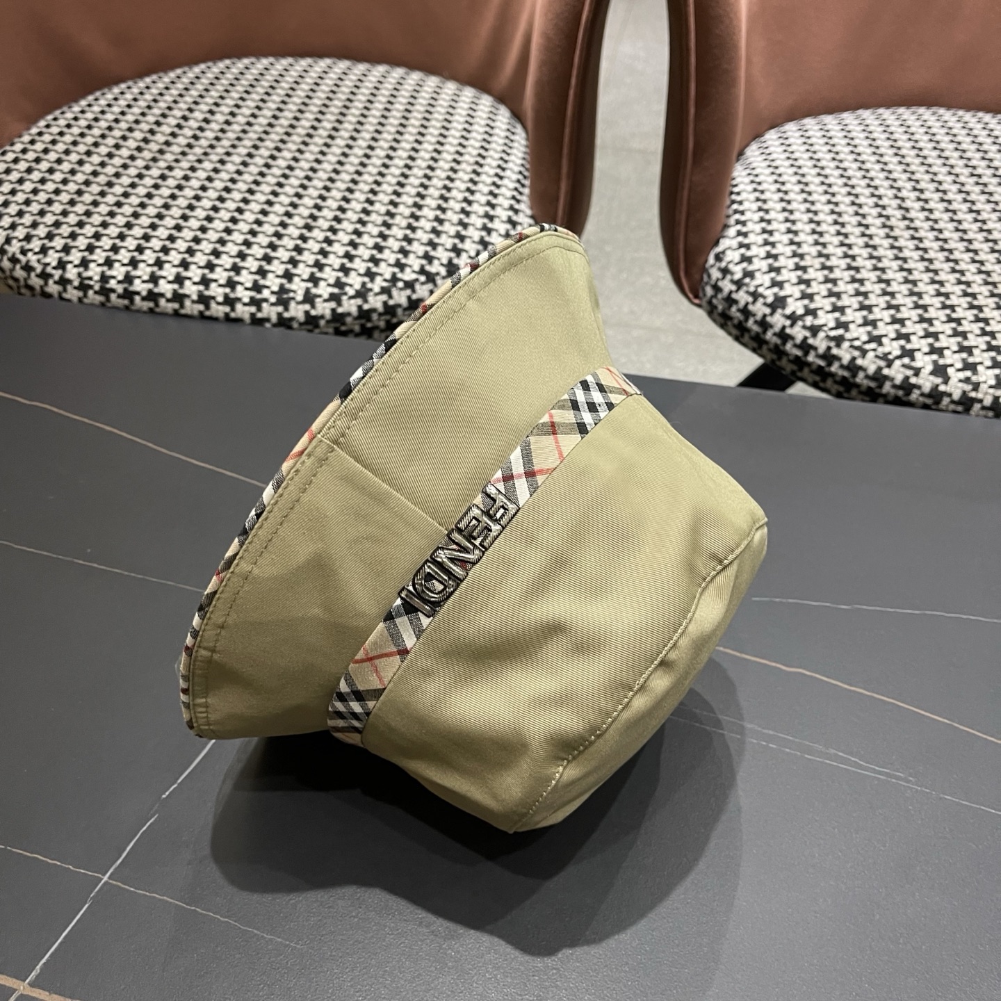 FENDI 芬迪 2026新款渔夫帽大牌高级十感足！简约尚时风，高质品，尊享品质感！