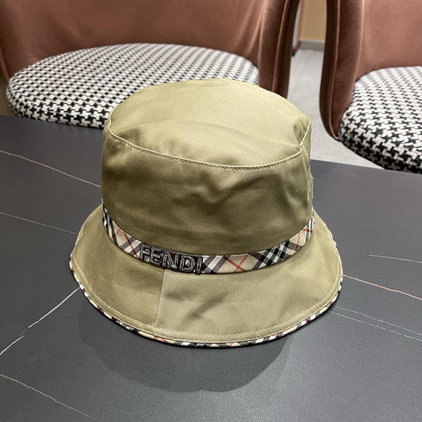 FENDI 芬迪 2026新款渔夫帽大牌高级十感足！简约尚时风，高质品，尊享品质感！