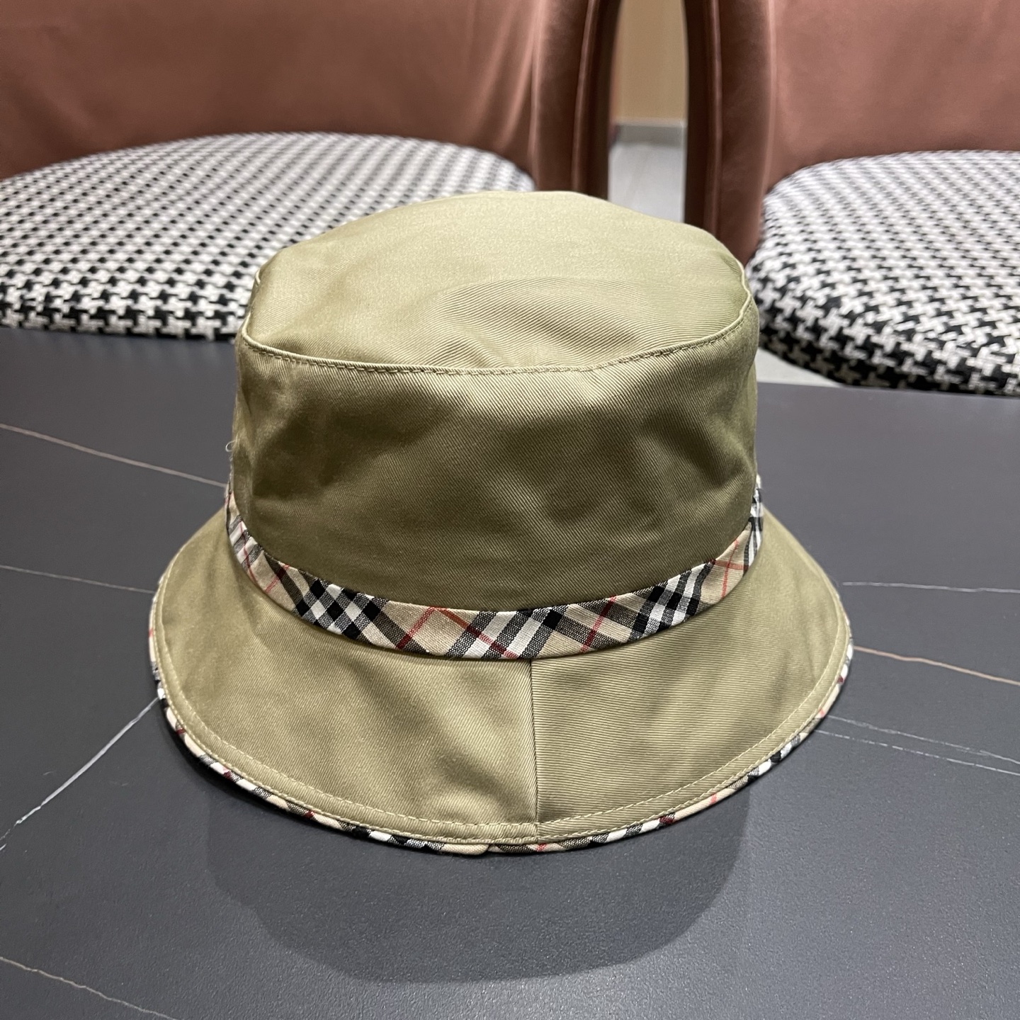 FENDI 芬迪 2026新款渔夫帽大牌高级十感足！简约尚时风，高质品，尊享品质感！