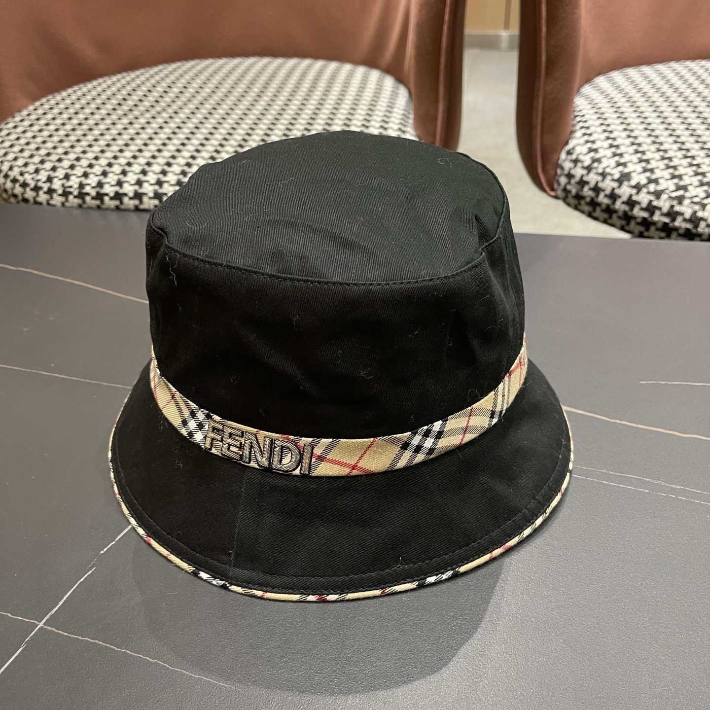 FENDI 芬迪 2026新款渔夫帽大牌高级十感足！简约尚时风，高质品，尊享品质感！