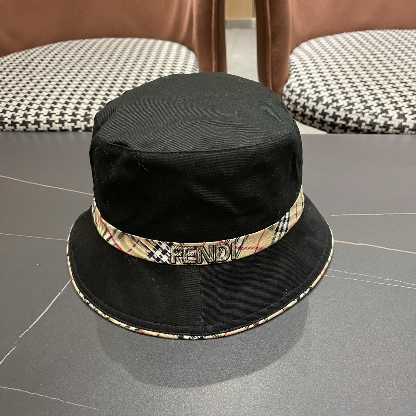 FENDI 芬迪 2026新款渔夫帽大牌高级十感足！简约尚时风，高质品，尊享品质感！