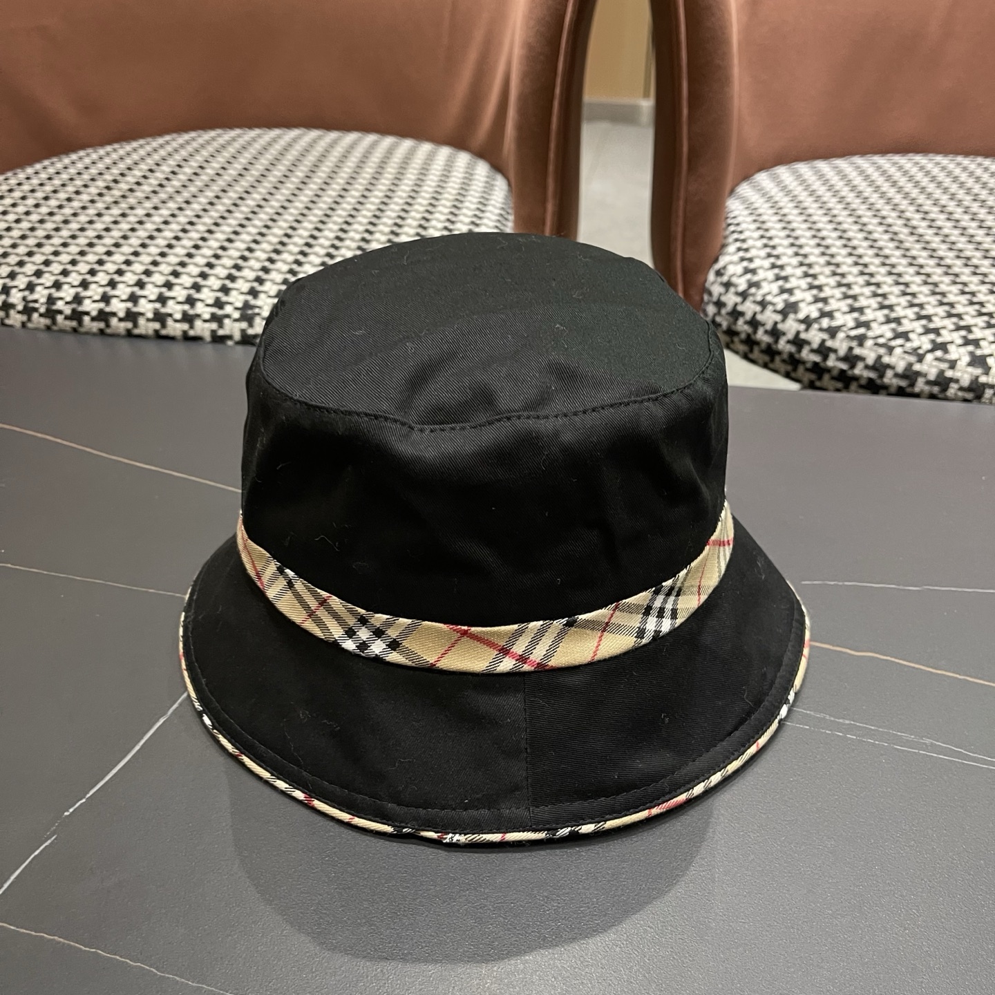 FENDI 芬迪 2026新款渔夫帽大牌高级十感足！简约尚时风，高质品，尊享品质感！