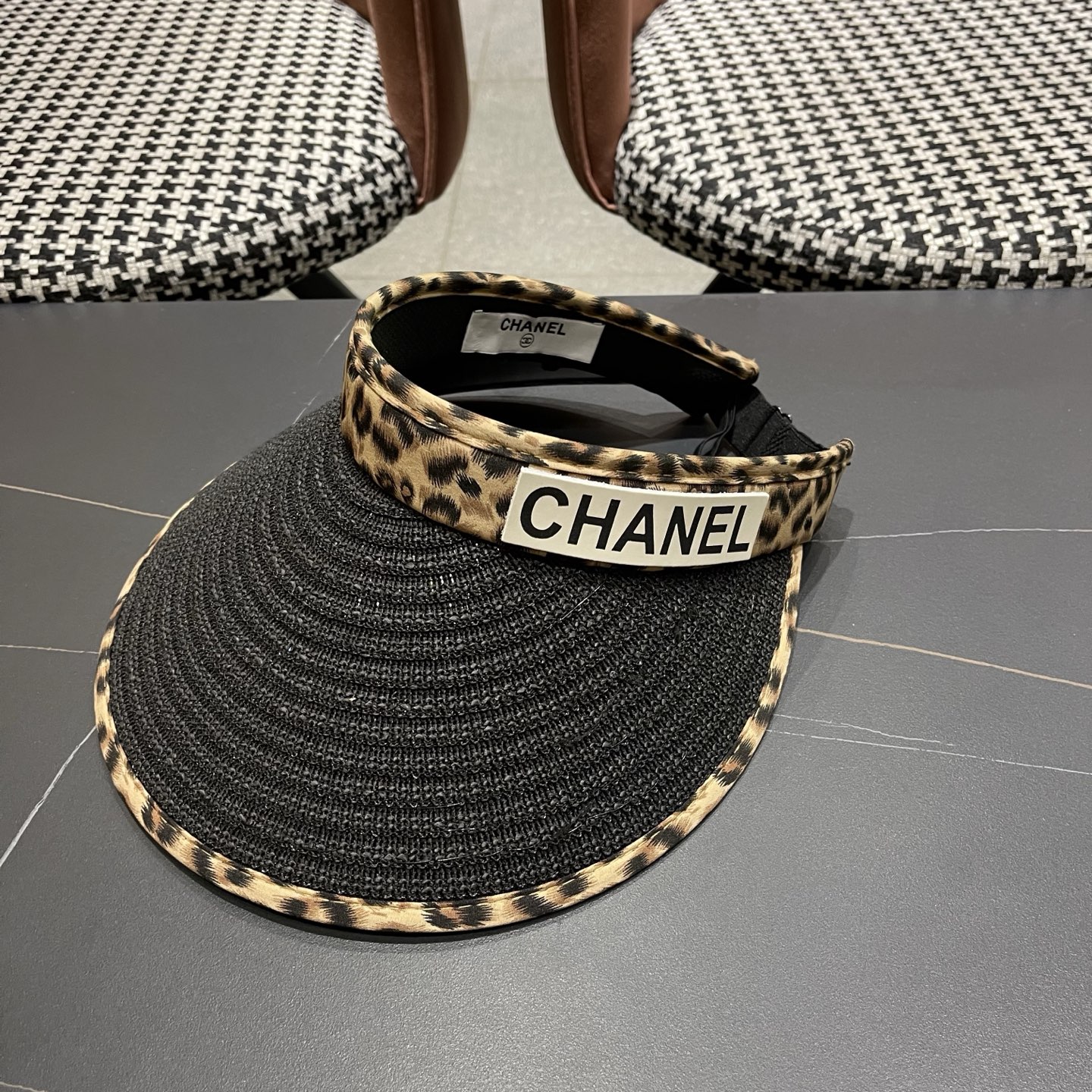 CHANEL香夸儿 赴约夏日～新款豹纹黑胶发箍式空顶防晒帽女户外防紫外线遮阳帽子