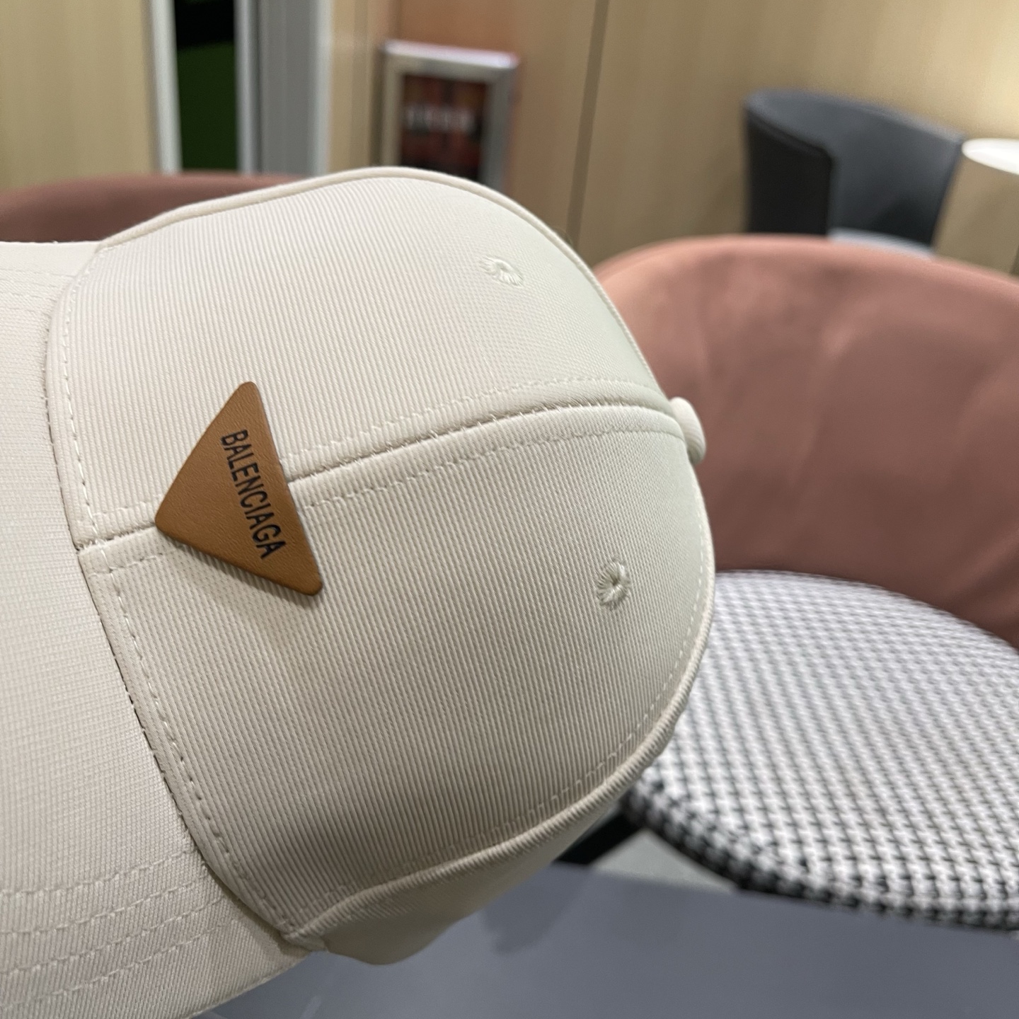 Balenciaga 巴黎世家新品棒球帽时尚潮流，高端做工！细节看实拍哦