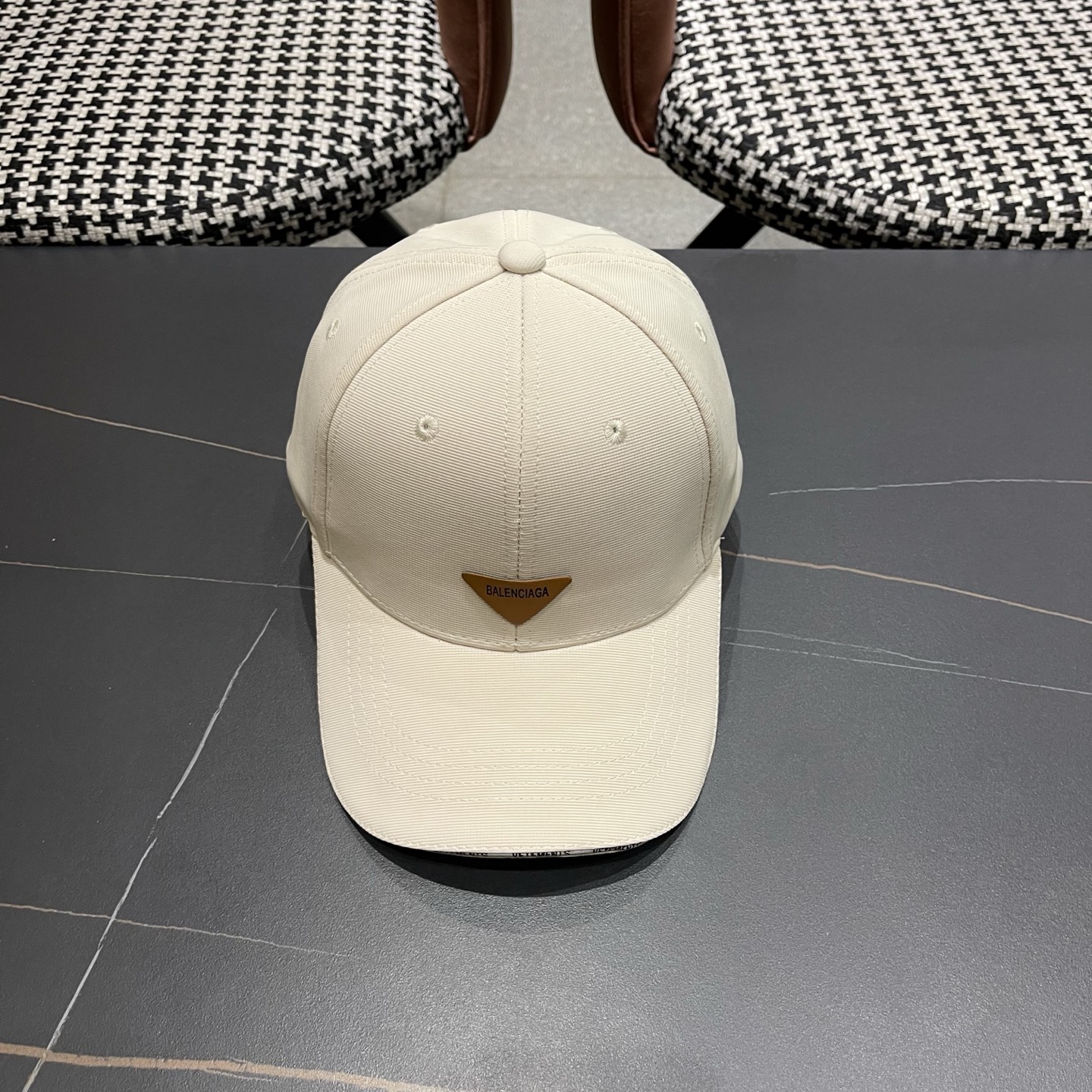 Balenciaga 巴黎世家新品棒球帽时尚潮流，高端做工！细节看实拍哦