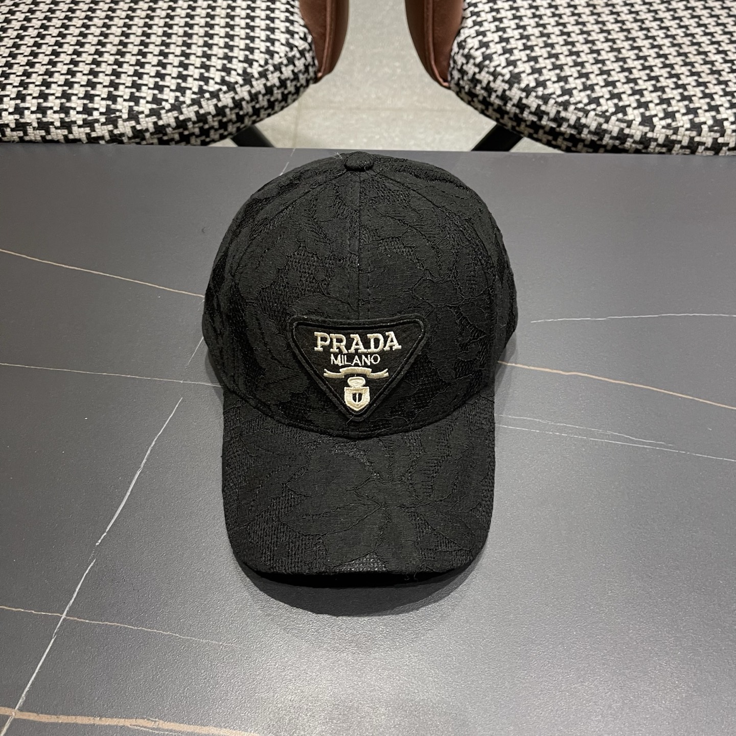 PRADA普拉达 夏季薄款蕾丝透气鸭舌帽女韩版刺绣花朵网眼棒球帽夏天防晒遮阳帽