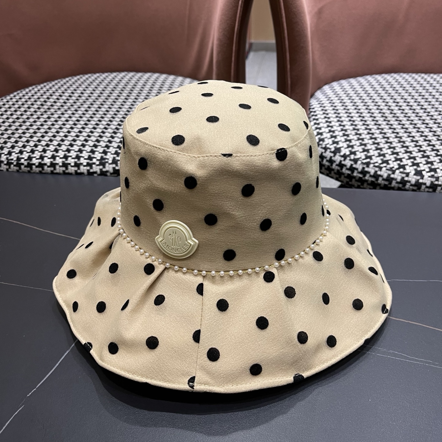 MONCLER（蒙口）渔夫帽女春夏季新款优雅出游可折叠太阳帽大帽檐遮脸防晒遮阳帽女