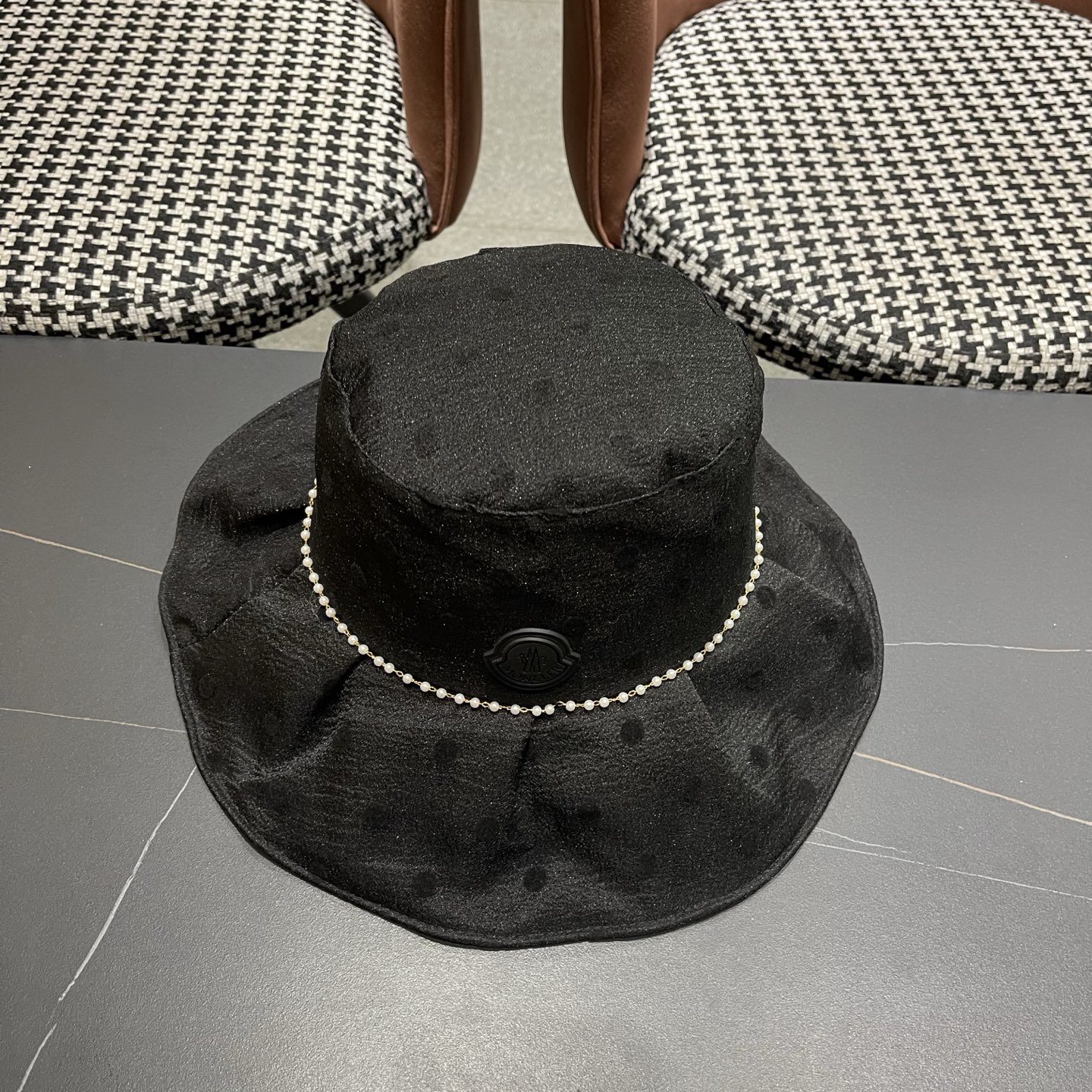 MONCLER（蒙口）渔夫帽女春夏季新款优雅出游可折叠太阳帽大帽檐遮脸防晒遮阳帽女