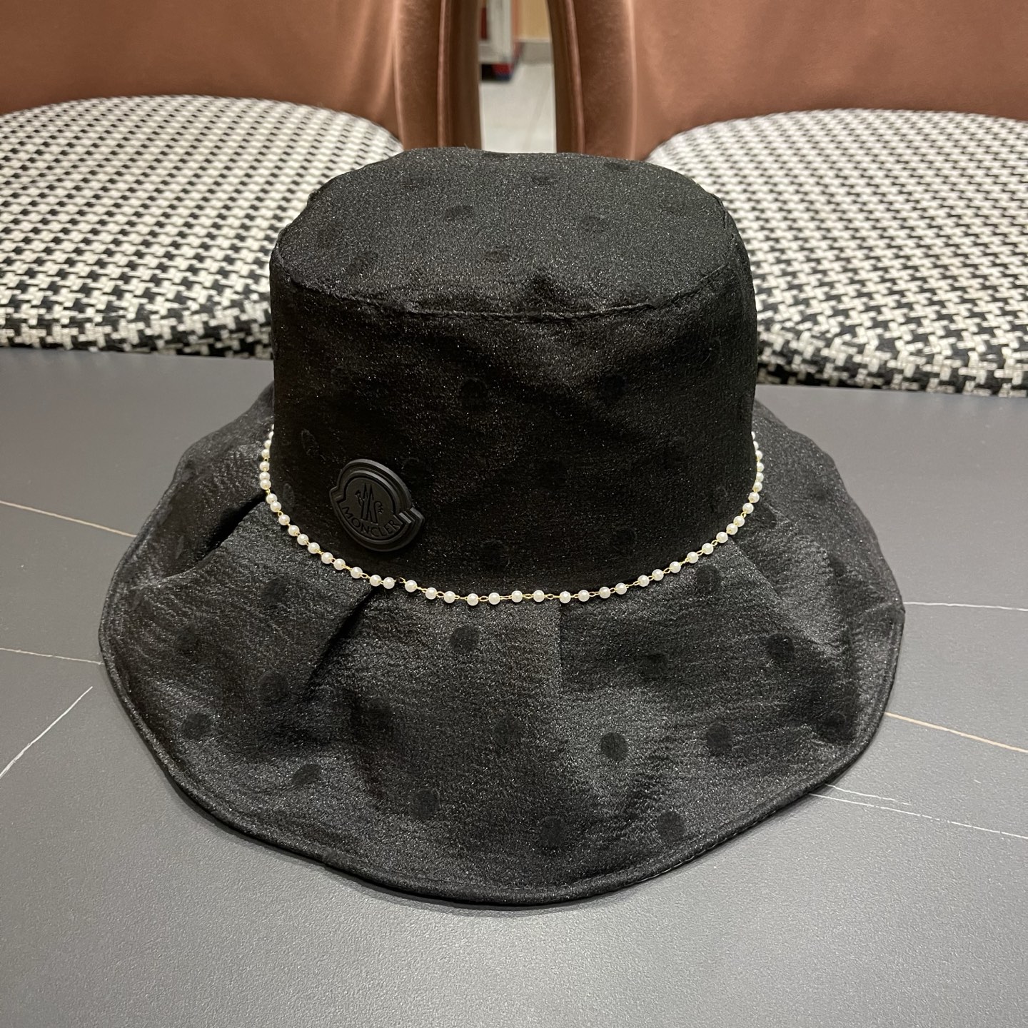 MONCLER（蒙口）渔夫帽女春夏季新款优雅出游可折叠太阳帽大帽檐遮脸防晒遮阳帽女