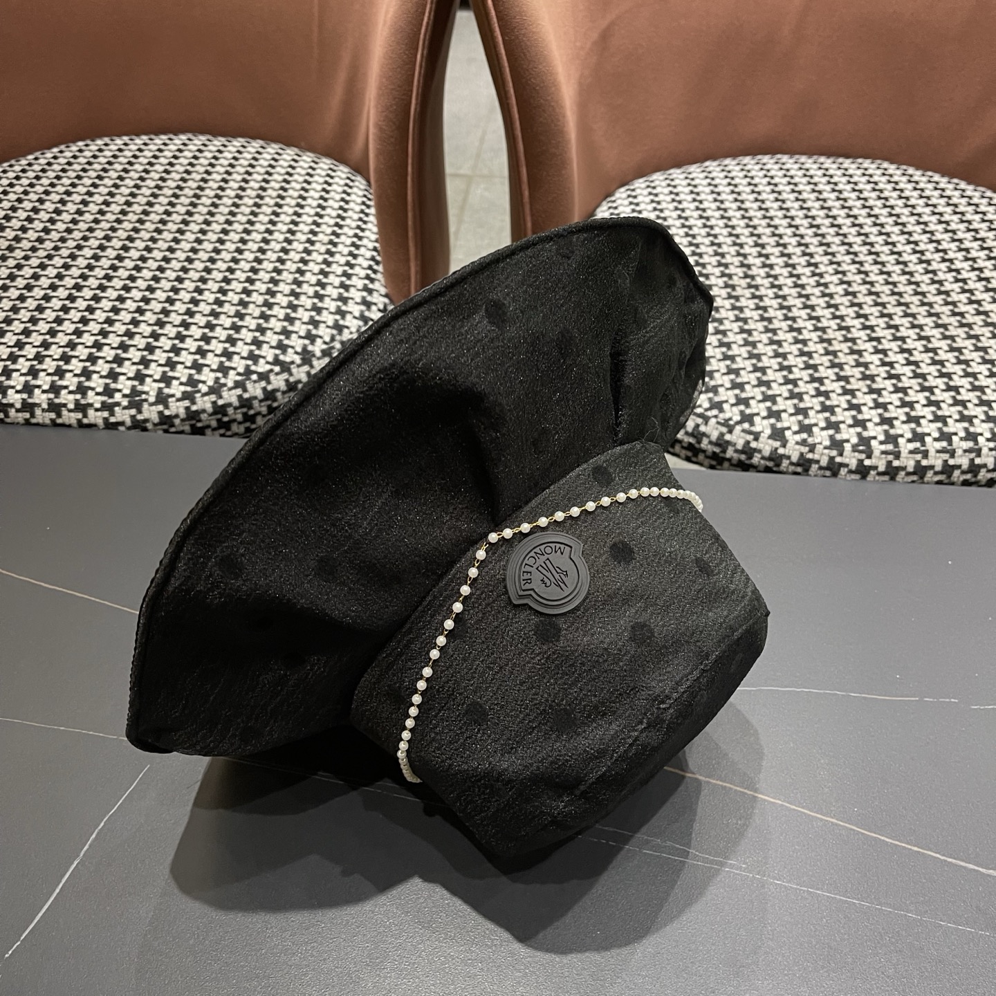 MONCLER（蒙口）渔夫帽女春夏季新款优雅出游可折叠太阳帽大帽檐遮脸防晒遮阳帽女