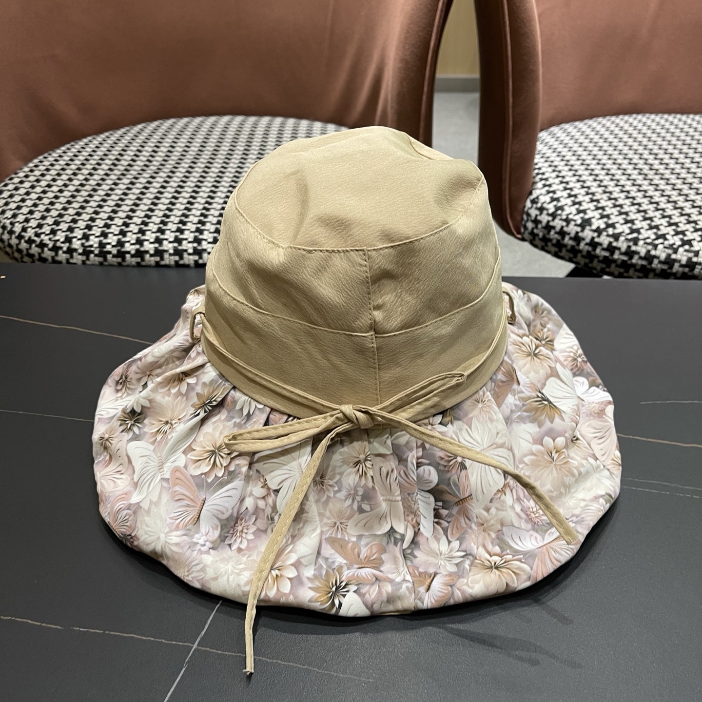 LV路易威登 夏季轻薄透气花朵拼色帽子女士百搭盆帽显脸小渔夫帽防晒遮阳帽潮