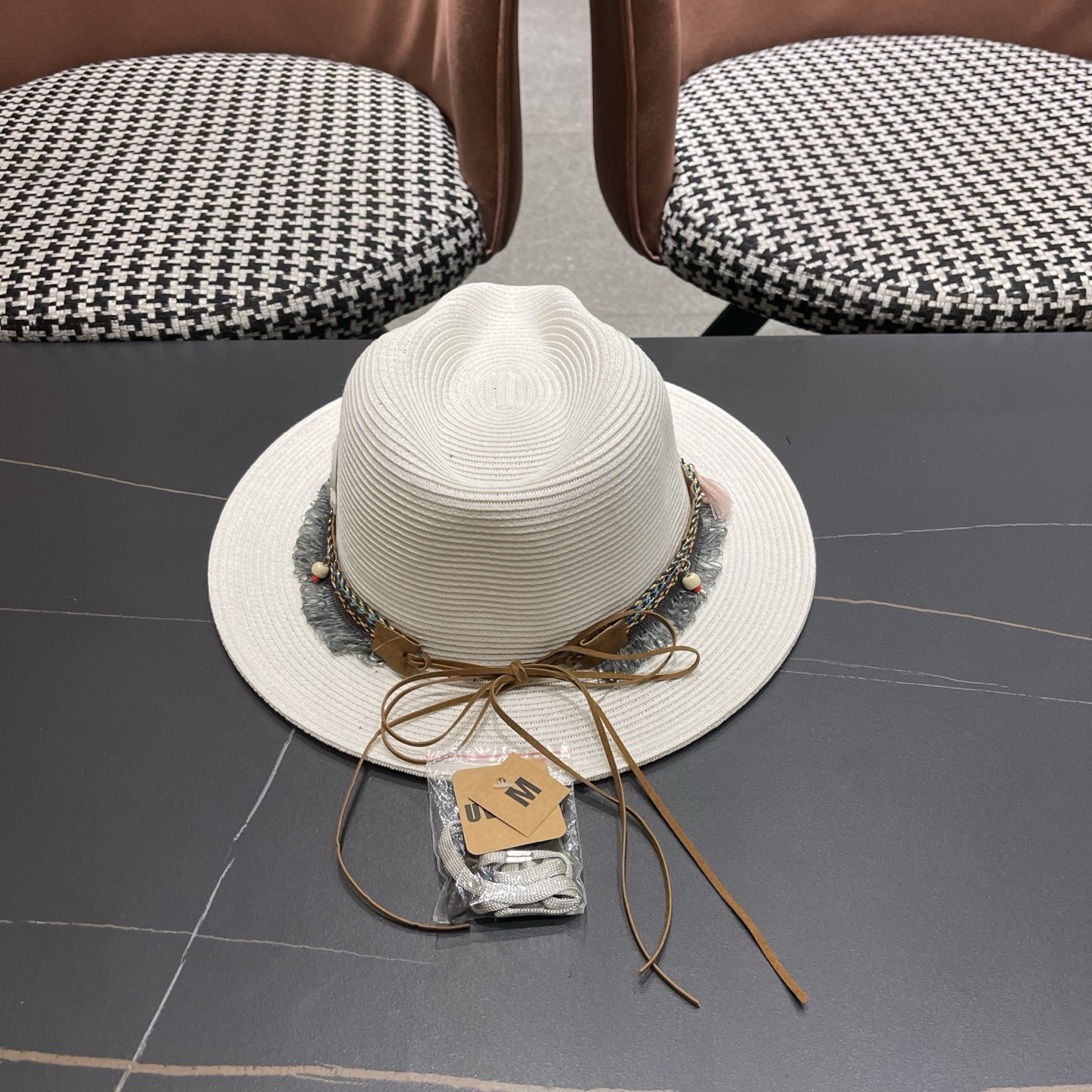 MONCLER（蒙口） 草帽女夏天出游防晒遮阳帽新款民族风爵士帽大檐沙滩帽