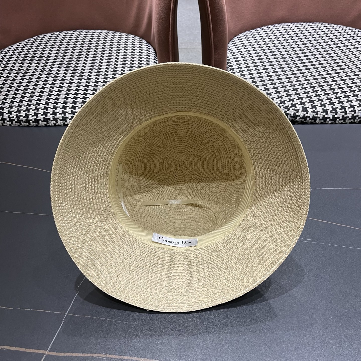 迪奥Dior 法式赫本风大檐渔夫帽子女新款海边度假草帽显脸小蝴蝶结盆帽