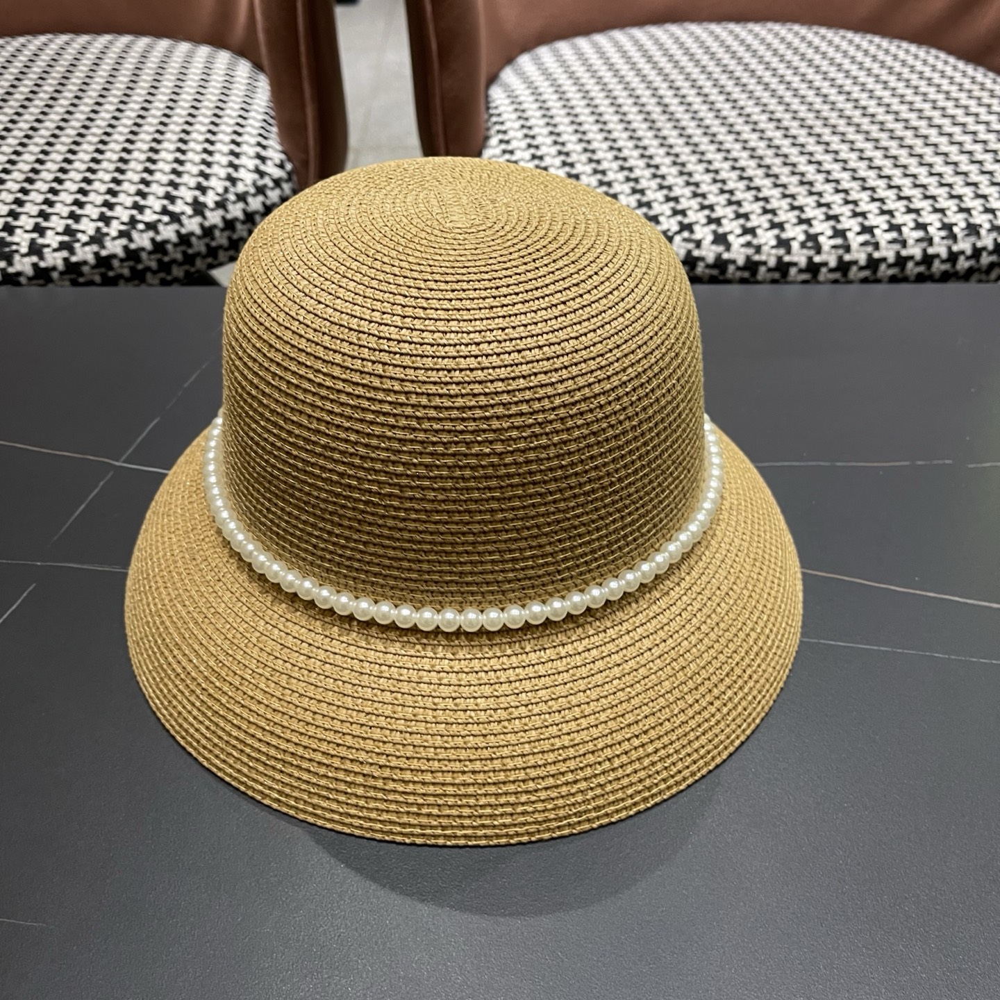 迪奥Dior 法式赫本风大檐渔夫帽子女新款海边度假草帽显脸小蝴蝶结盆帽