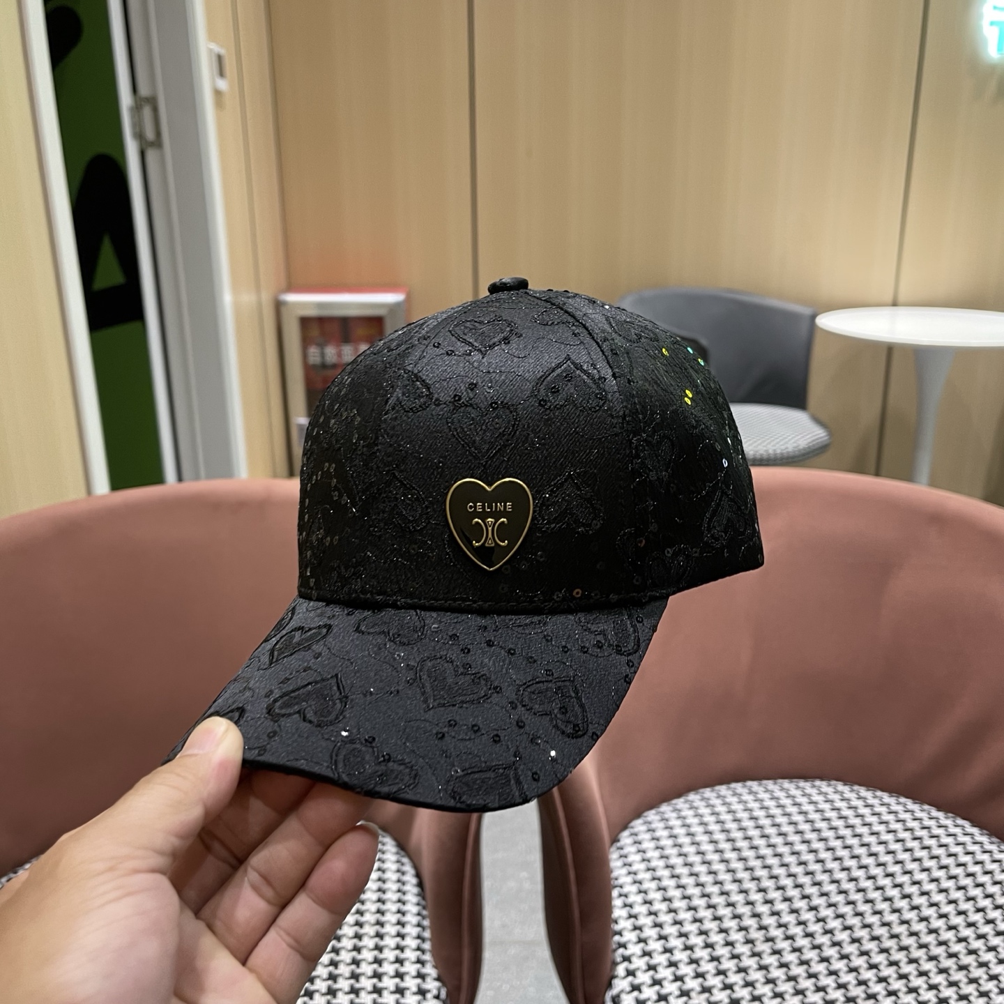 【CELINE赛琳】新款经典休闲潮流款 棒球帽日韩风格，随便搭配都超好看！出门旅游，绝对要入手的一款