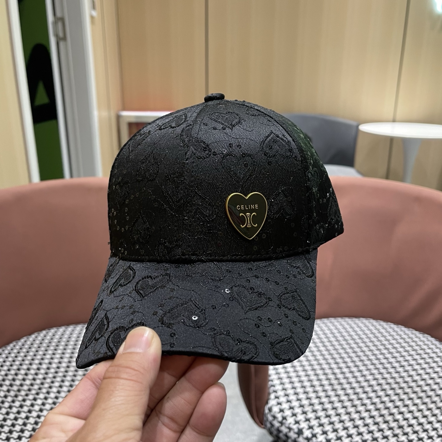 【CELINE赛琳】新款经典休闲潮流款 棒球帽日韩风格，随便搭配都超好看！出门旅游，绝对要入手的一款