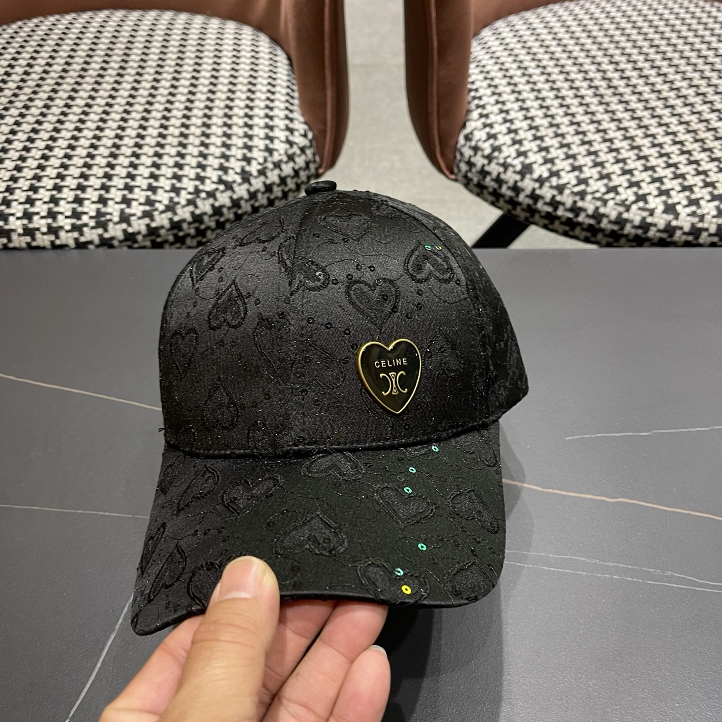 【CELINE赛琳】新款经典休闲潮流款 棒球帽日韩风格，随便搭配都超好看！出门旅游，绝对要入手的一款