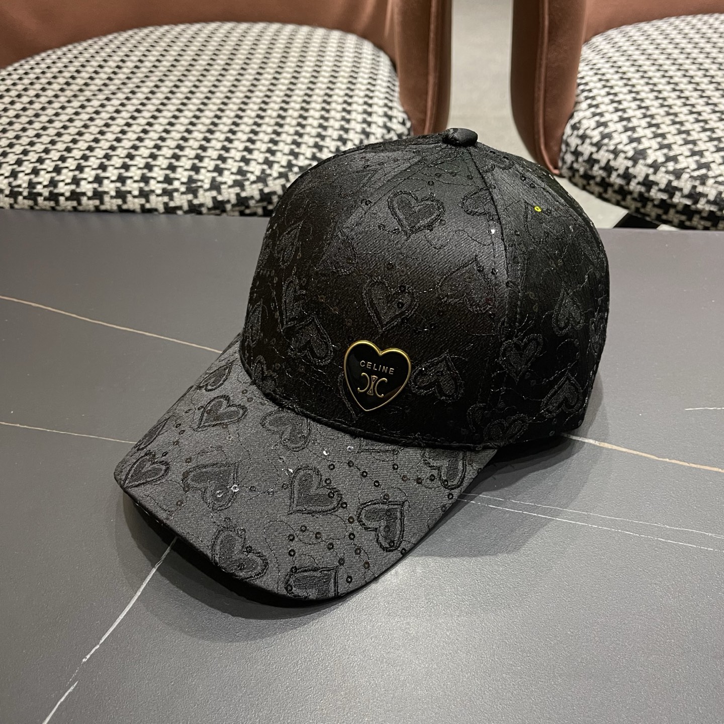 【CELINE赛琳】新款经典休闲潮流款 棒球帽日韩风格，随便搭配都超好看！出门旅游，绝对要入手的一款