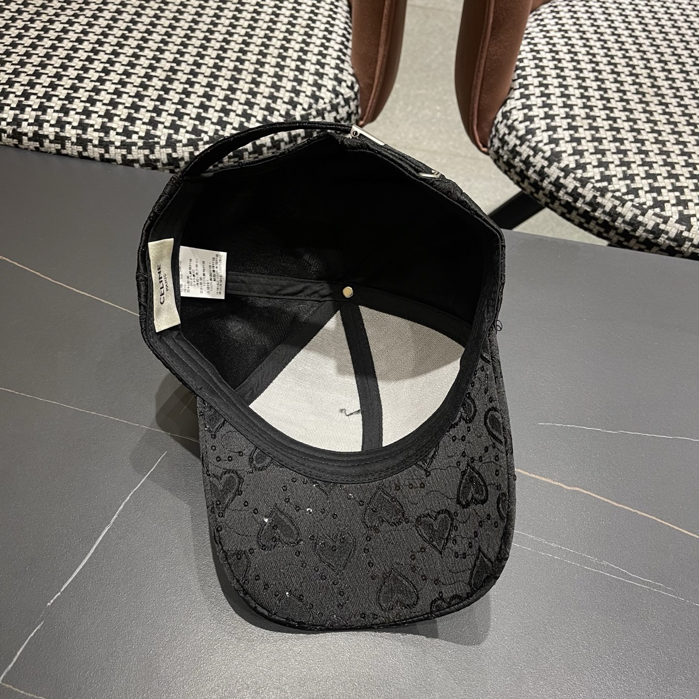 【CELINE赛琳】新款经典休闲潮流款 棒球帽日韩风格，随便搭配都超好看！出门旅游，绝对要入手的一款