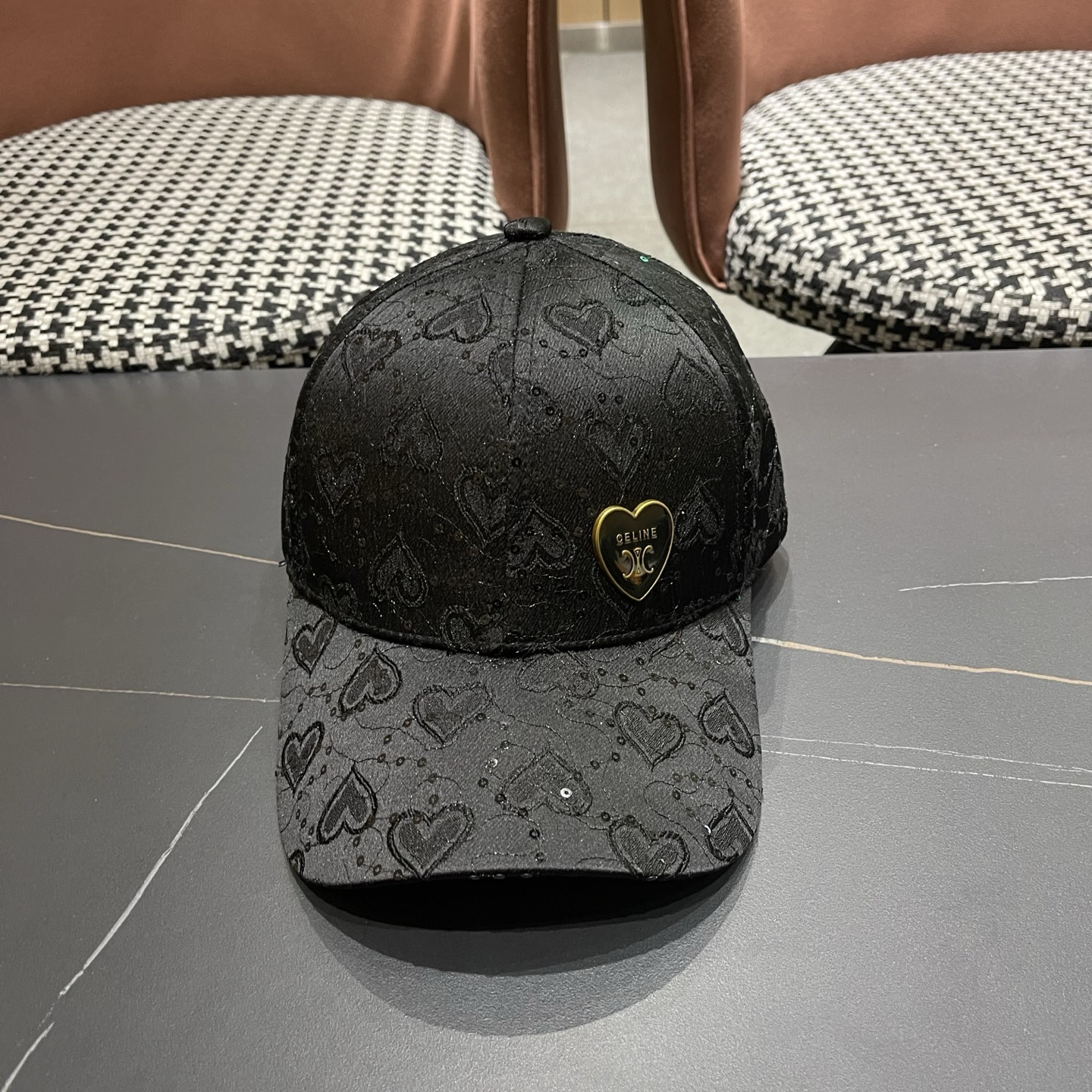 【CELINE赛琳】新款经典休闲潮流款 棒球帽日韩风格，随便搭配都超好看！出门旅游，绝对要入手的一款