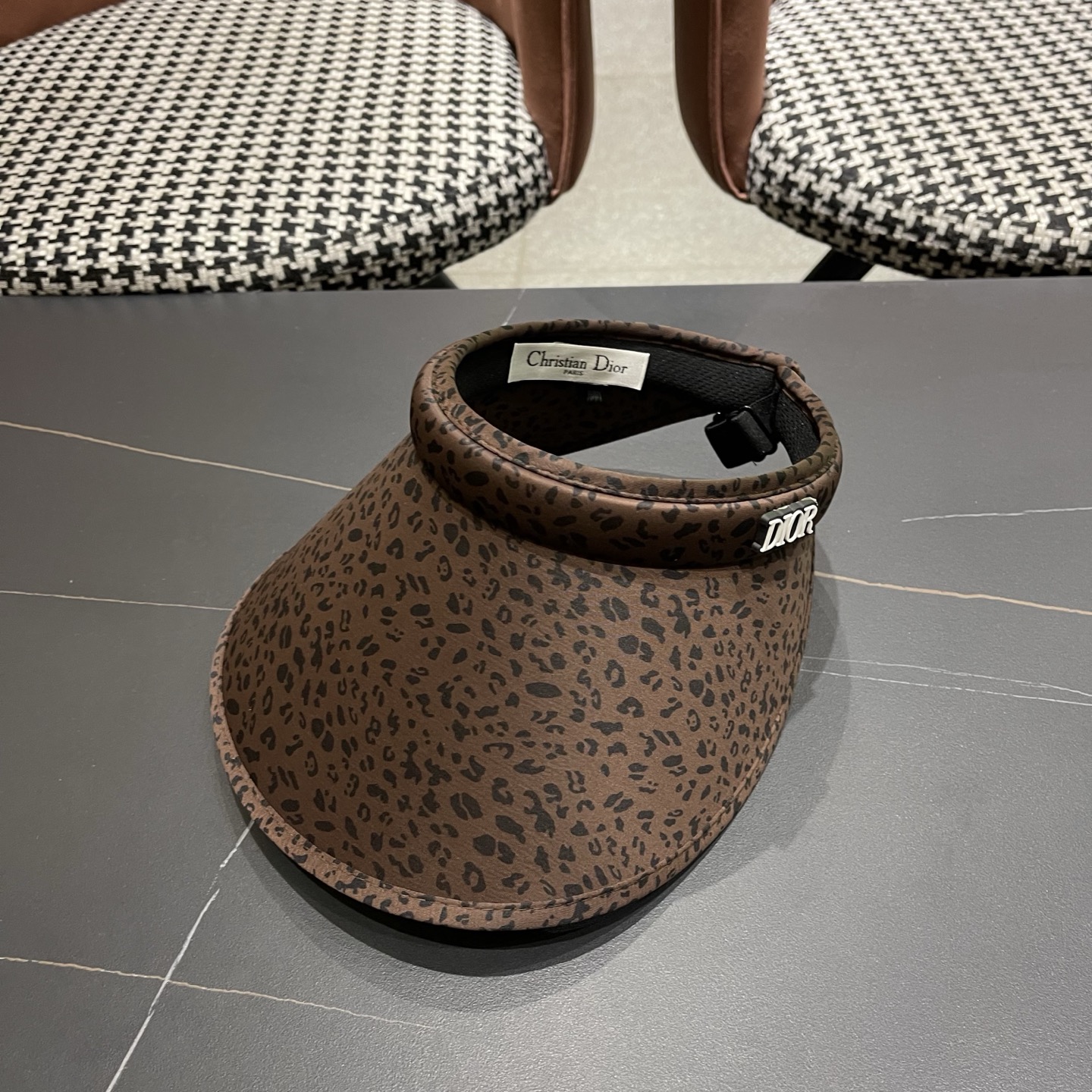 迪奥Dior 豹纹冰丝发箍空顶遮阳帽女夏季大帽檐防晒遮阳帽户外骑车时尚帽子