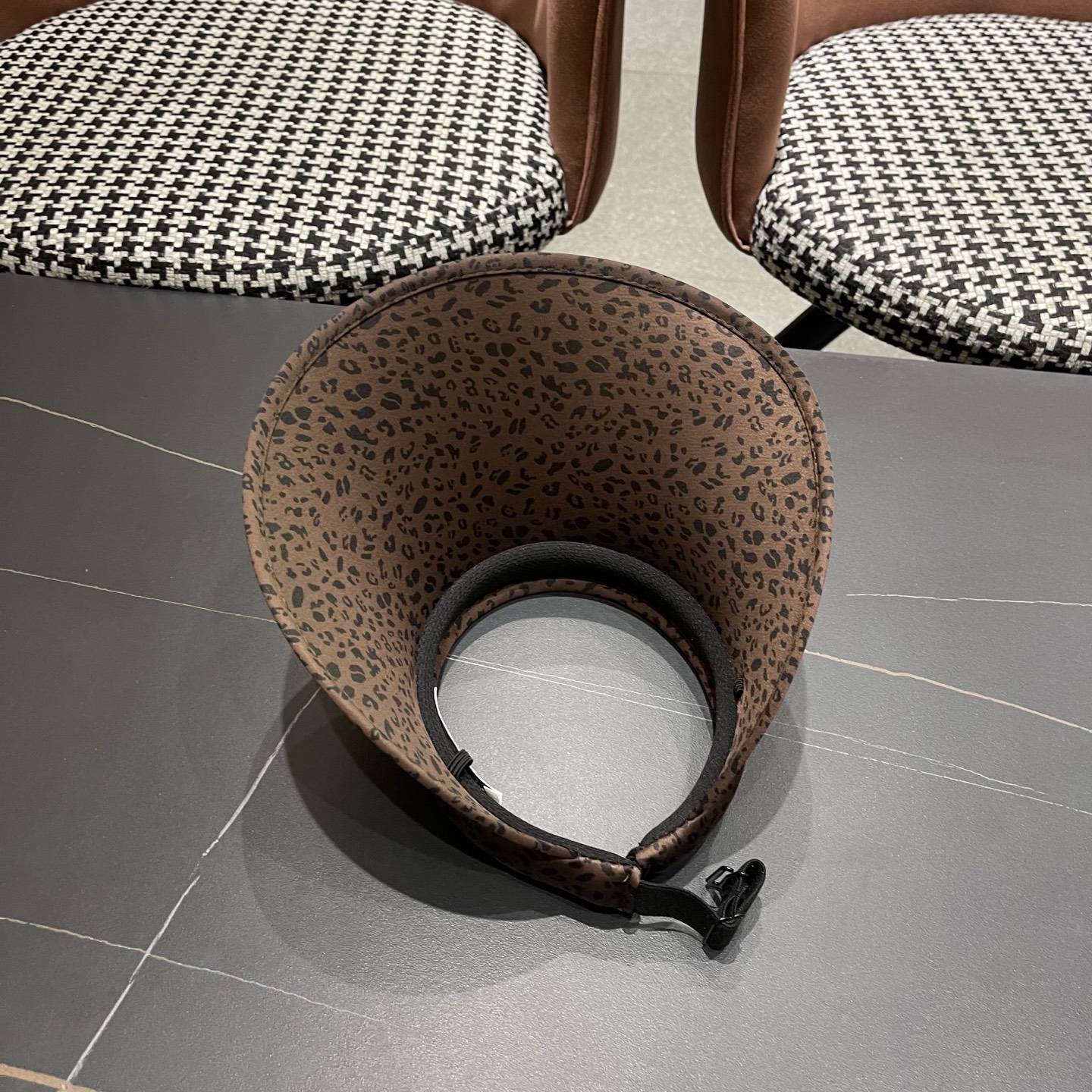 迪奥Dior 豹纹冰丝发箍空顶遮阳帽女夏季大帽檐防晒遮阳帽户外骑车时尚帽子