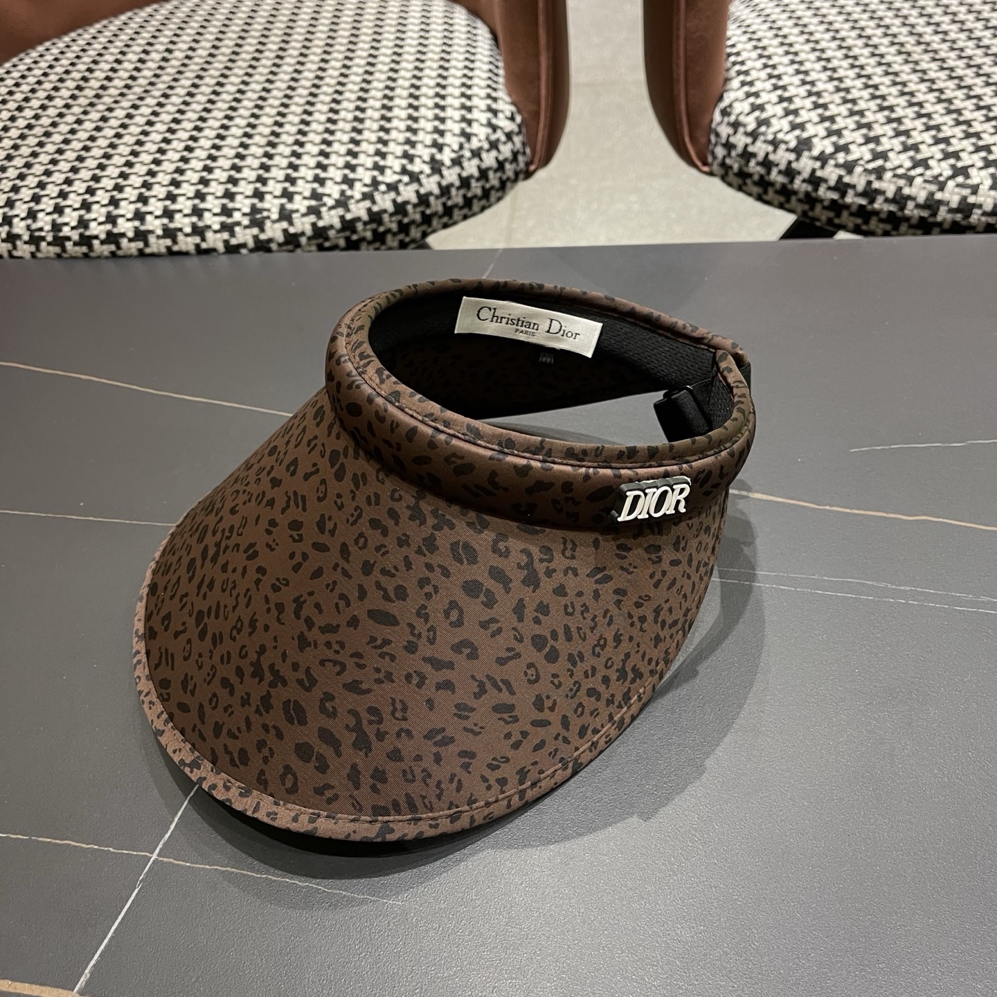 迪奥Dior 豹纹冰丝发箍空顶遮阳帽女夏季大帽檐防晒遮阳帽户外骑车时尚帽子