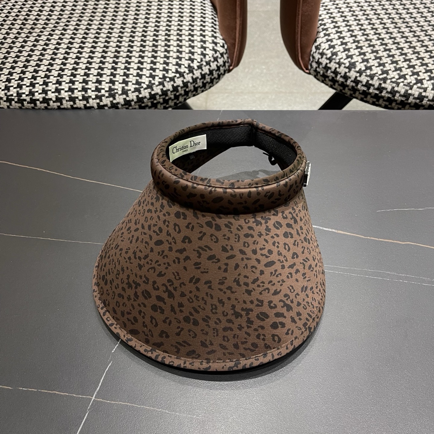 迪奥Dior 豹纹冰丝发箍空顶遮阳帽女夏季大帽檐防晒遮阳帽户外骑车时尚帽子