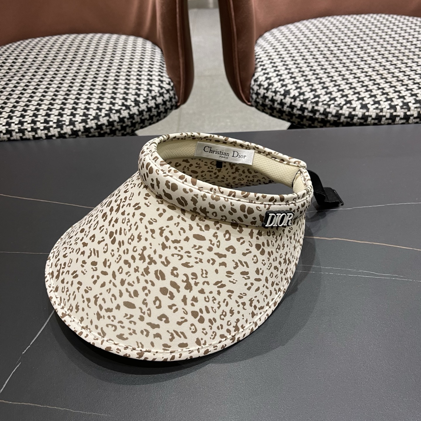 迪奥Dior 豹纹冰丝发箍空顶遮阳帽女夏季大帽檐防晒遮阳帽户外骑车时尚帽子