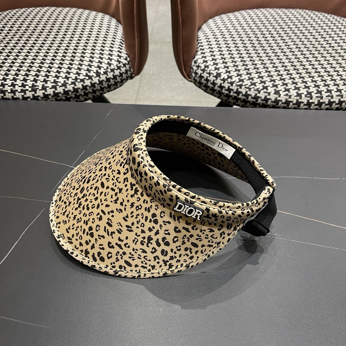 迪奥Dior 豹纹冰丝发箍空顶遮阳帽女夏季大帽檐防晒遮阳帽户外骑车时尚帽子