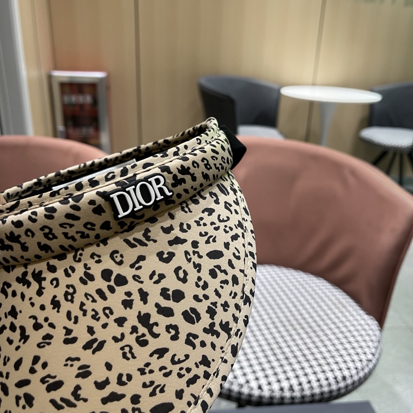 迪奥Dior 豹纹冰丝发箍空顶遮阳帽女夏季大帽檐防晒遮阳帽户外骑车时尚帽子