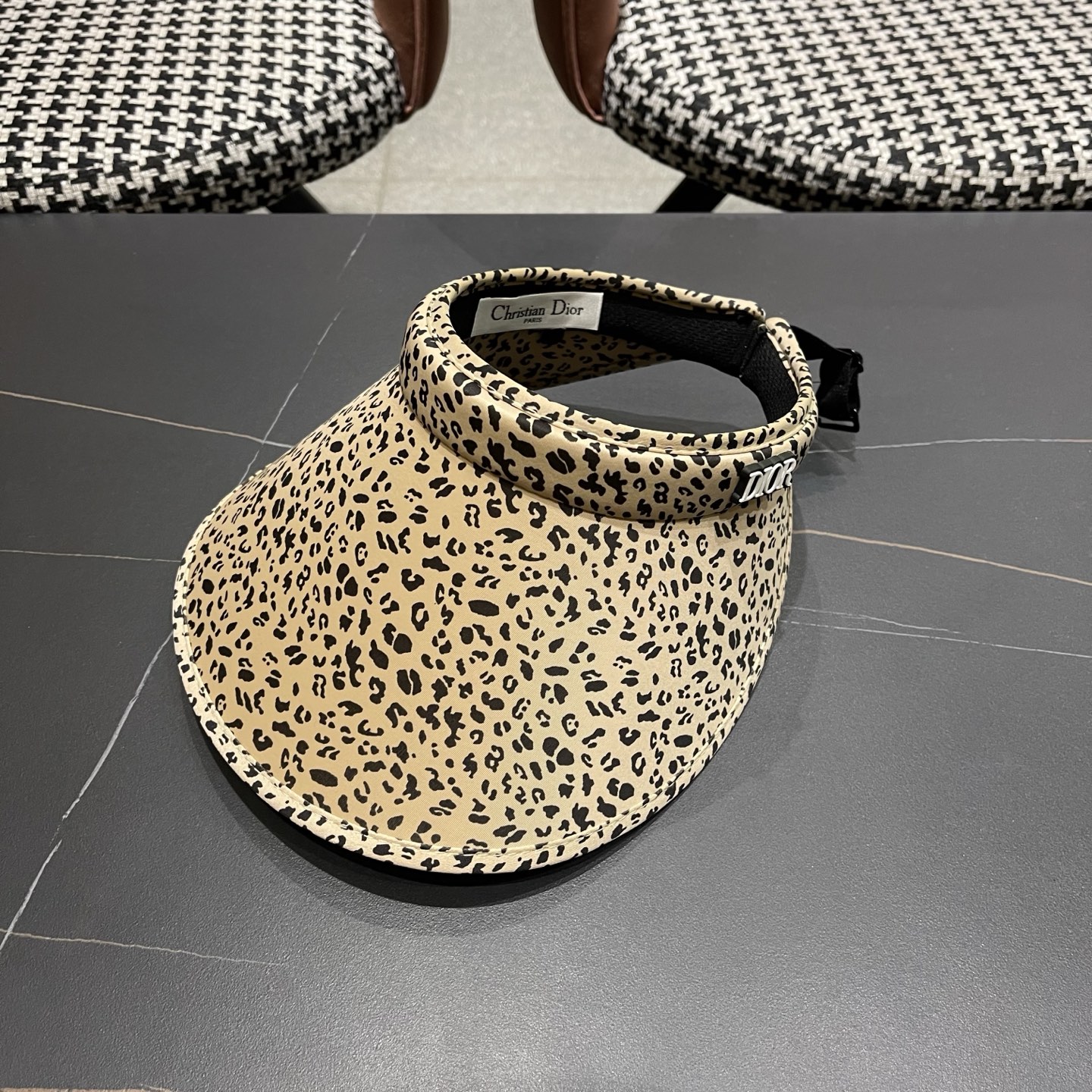 迪奥Dior 豹纹冰丝发箍空顶遮阳帽女夏季大帽檐防晒遮阳帽户外骑车时尚帽子