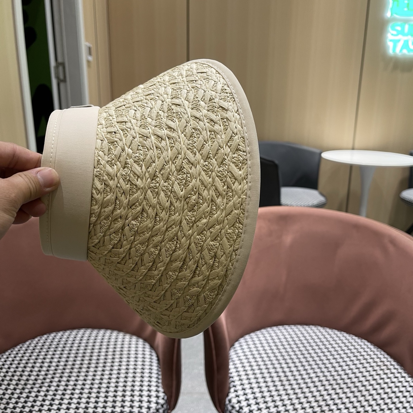 Dior迪奥 夏季户外草编黑胶防紫外线空顶防晒帽女新款大檐百搭透气遮阳帽子