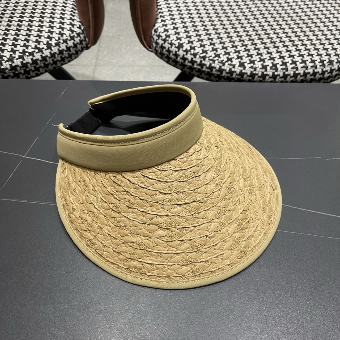 Dior迪奥 夏季户外草编黑胶防紫外线空顶防晒帽女新款大檐百搭透气遮阳帽子