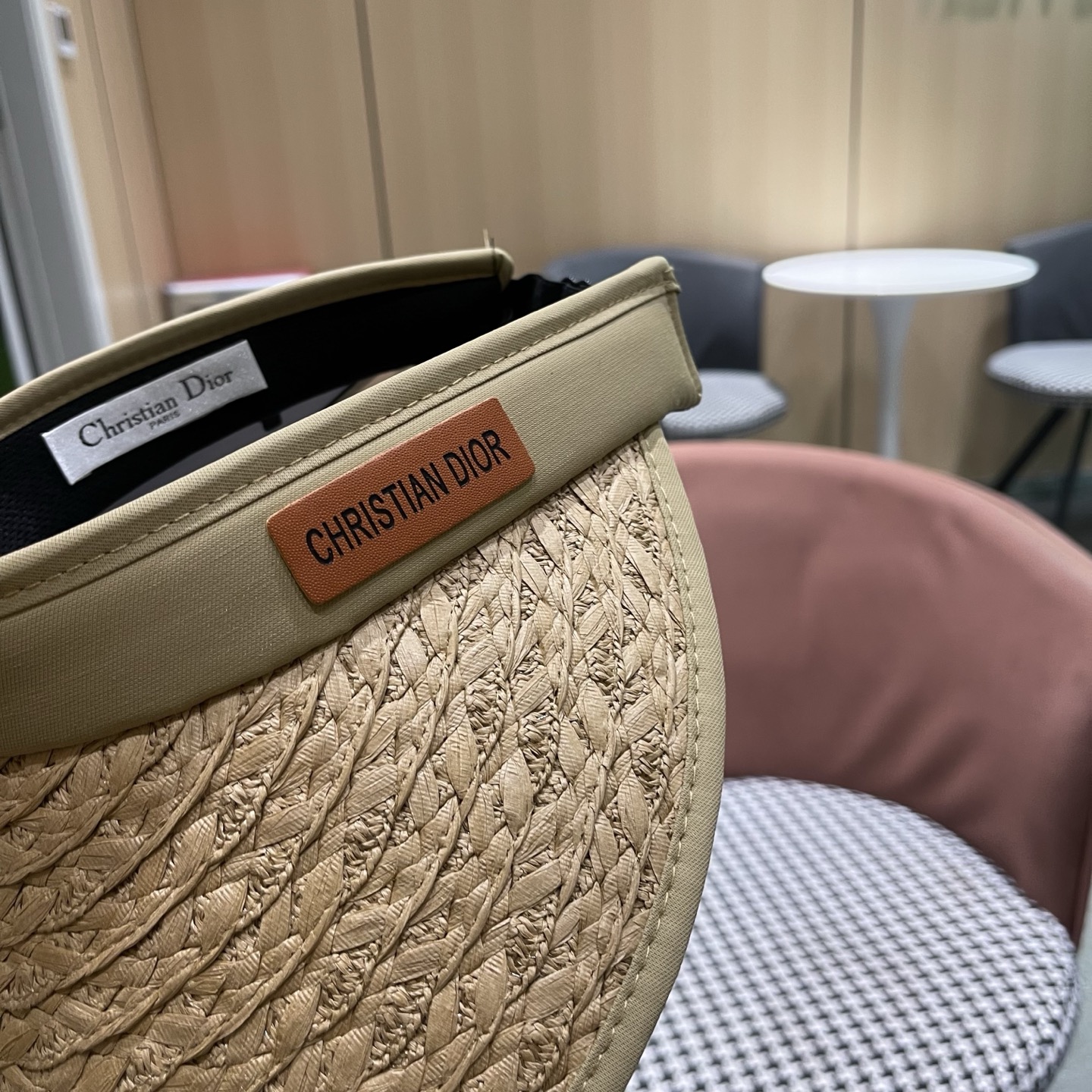 Dior迪奥 夏季户外草编黑胶防紫外线空顶防晒帽女新款大檐百搭透气遮阳帽子